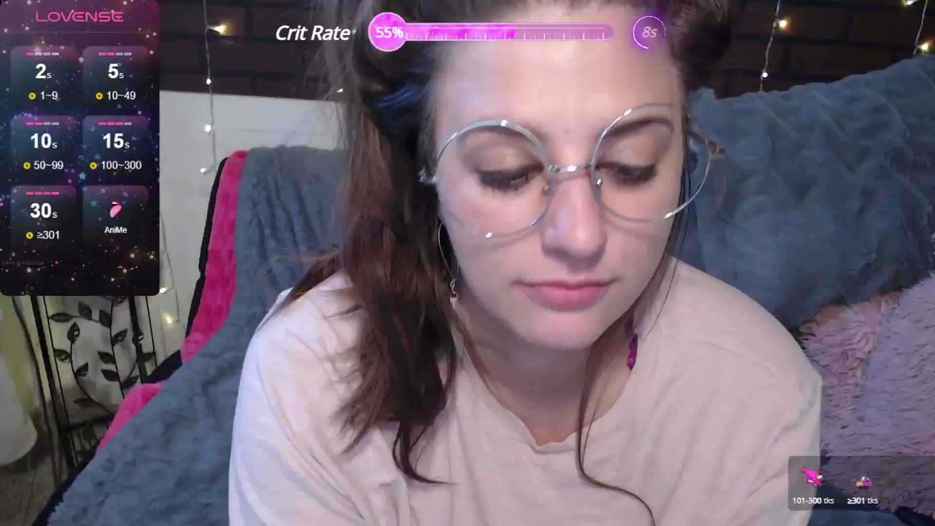 Gallery image thumbnail from QueenKM's myfreecams stream on, 08/27/2024, 16:16 image 20 of 20