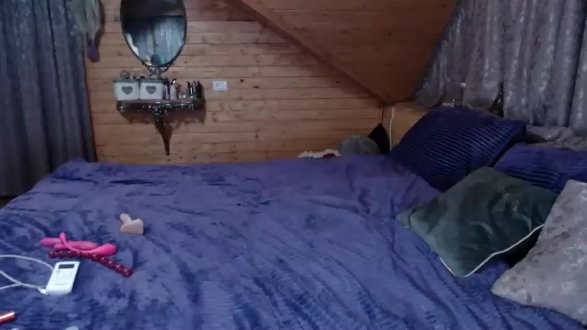 Gallery image thumbnail from QueenKendal's myfreecams stream on, 12/12/2023, 03:35 image 12 of 20