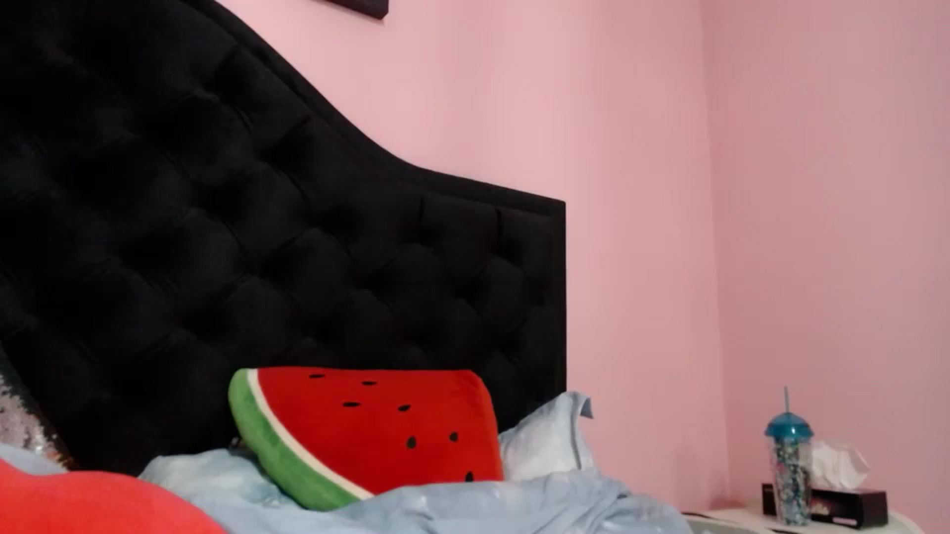 Gallery image thumbnail from QueenKendal's myfreecams stream on, 01/16/2024, 01:09 image 12 of 20