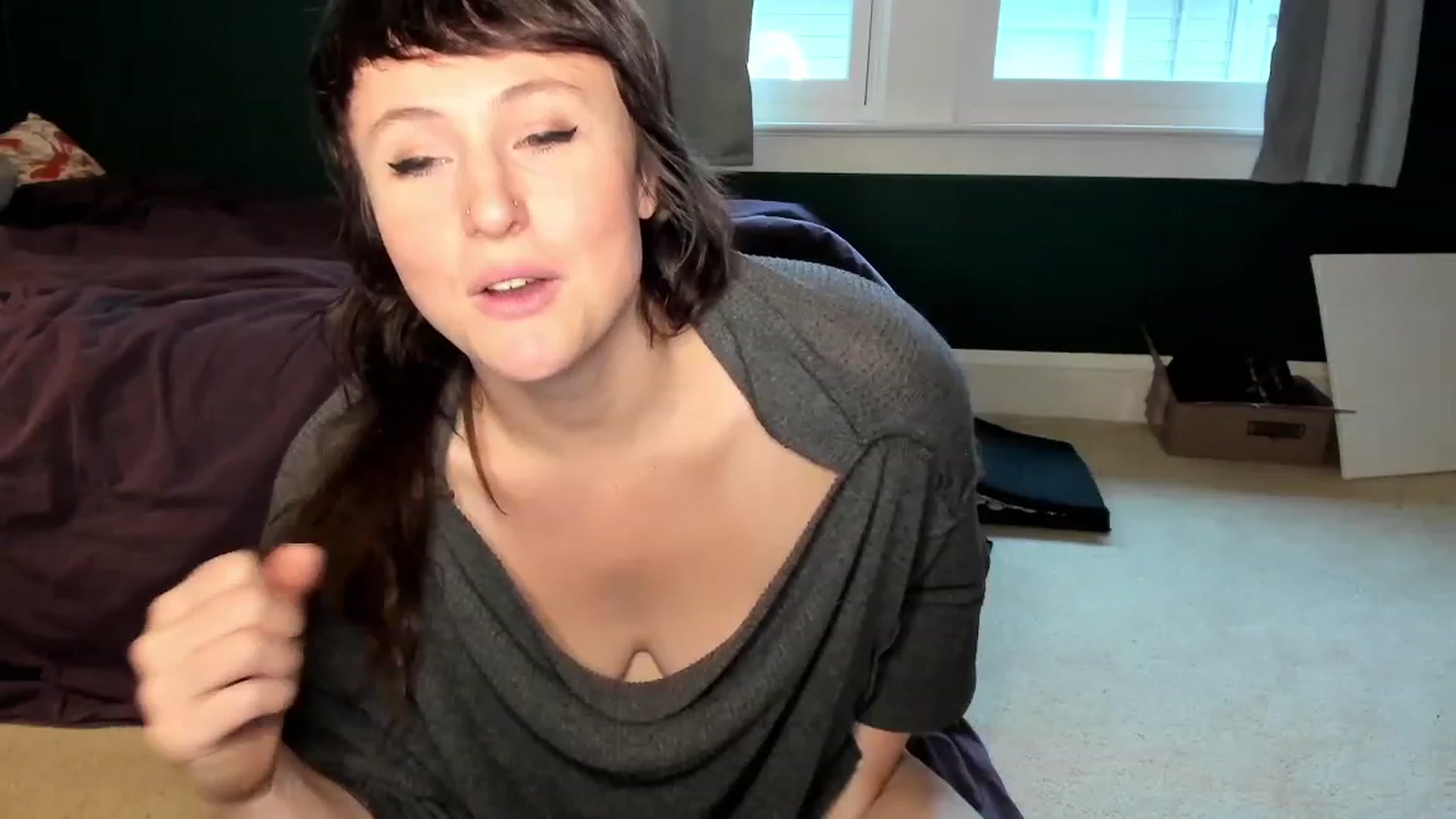 Gallery image thumbnail from QueenMaery's myfreecams stream on, 12/08/2022, 17:59 image 16 of 20