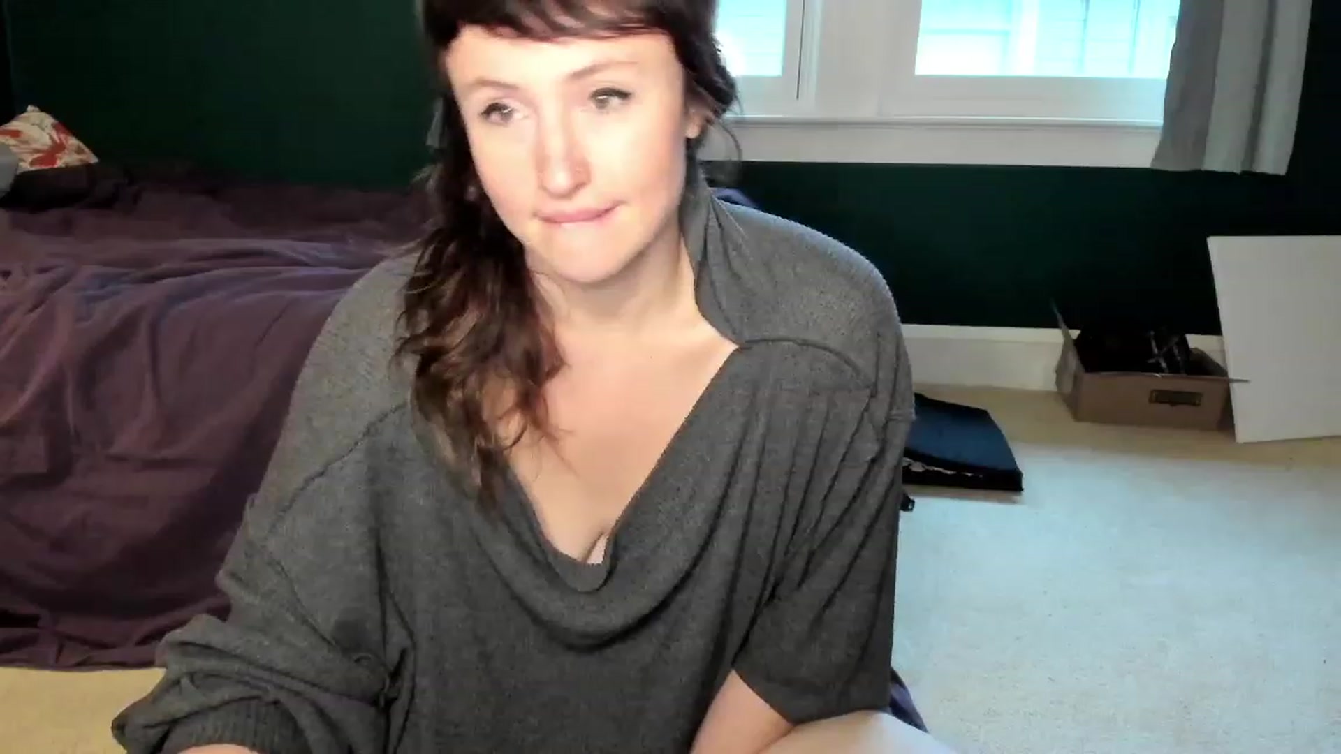 Gallery image thumbnail from QueenMaery's myfreecams stream on, 12/08/2022, 17:59 image 4 of 20