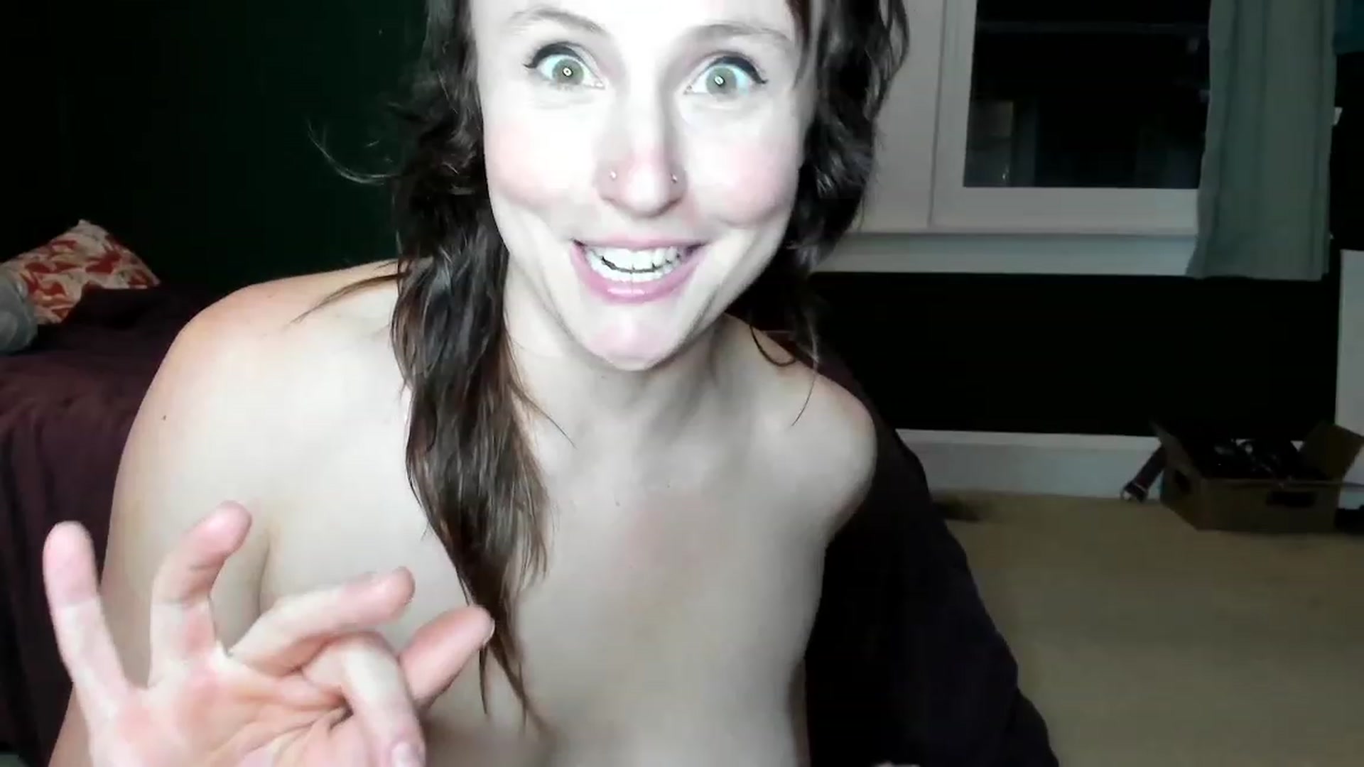 Gallery image thumbnail from QueenMaery's myfreecams stream on, 12/12/2022, 24:43 image 20 of 20