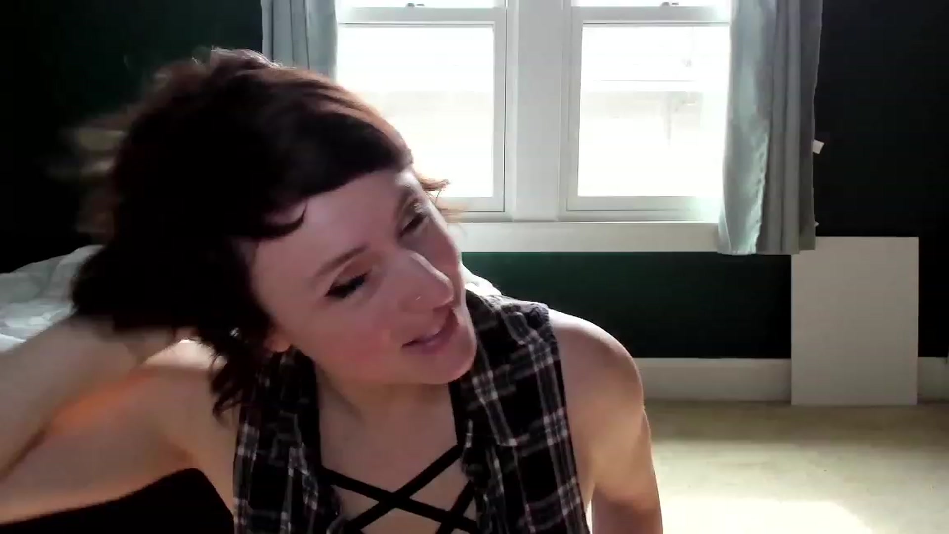 Gallery image thumbnail from QueenMaery's myfreecams stream on, 03/08/2023, 21:51 image 1 of 20