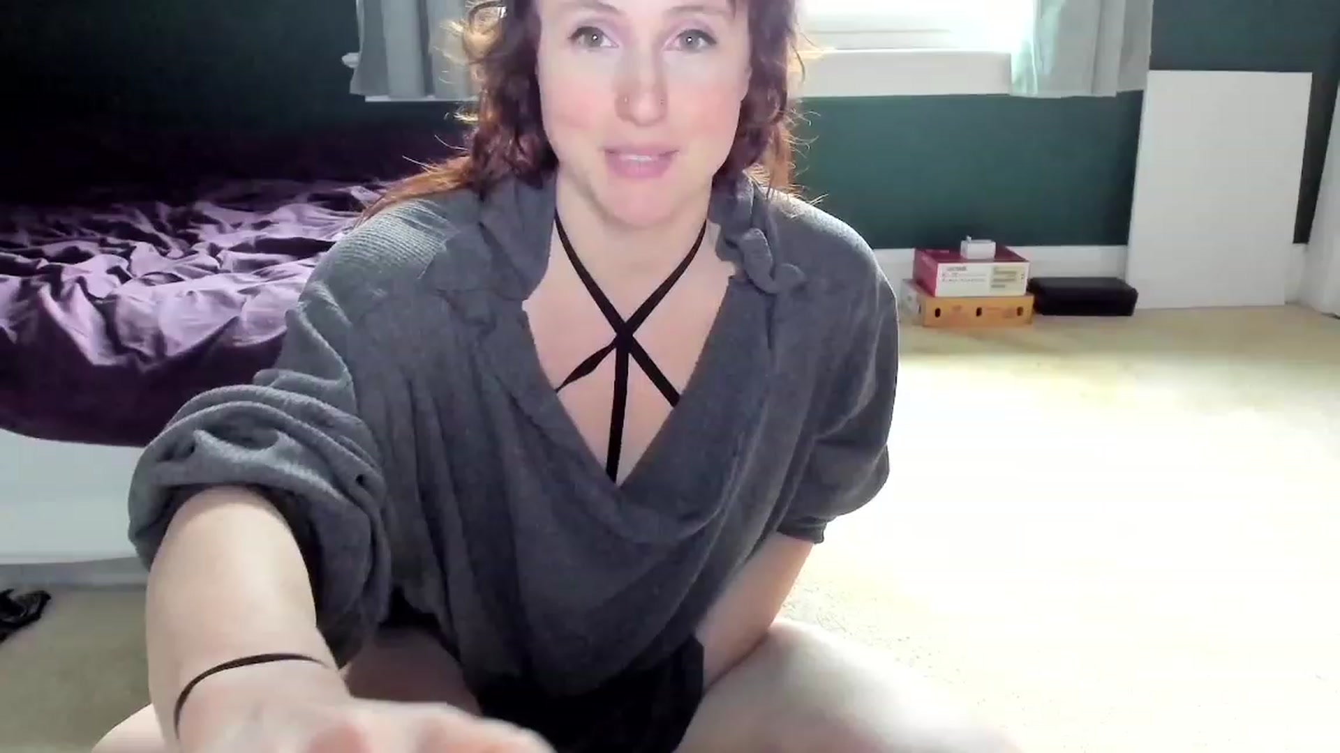 Gallery image thumbnail from QueenMaery's myfreecams stream on, 04/08/2023, 19:41 image 2 of 20