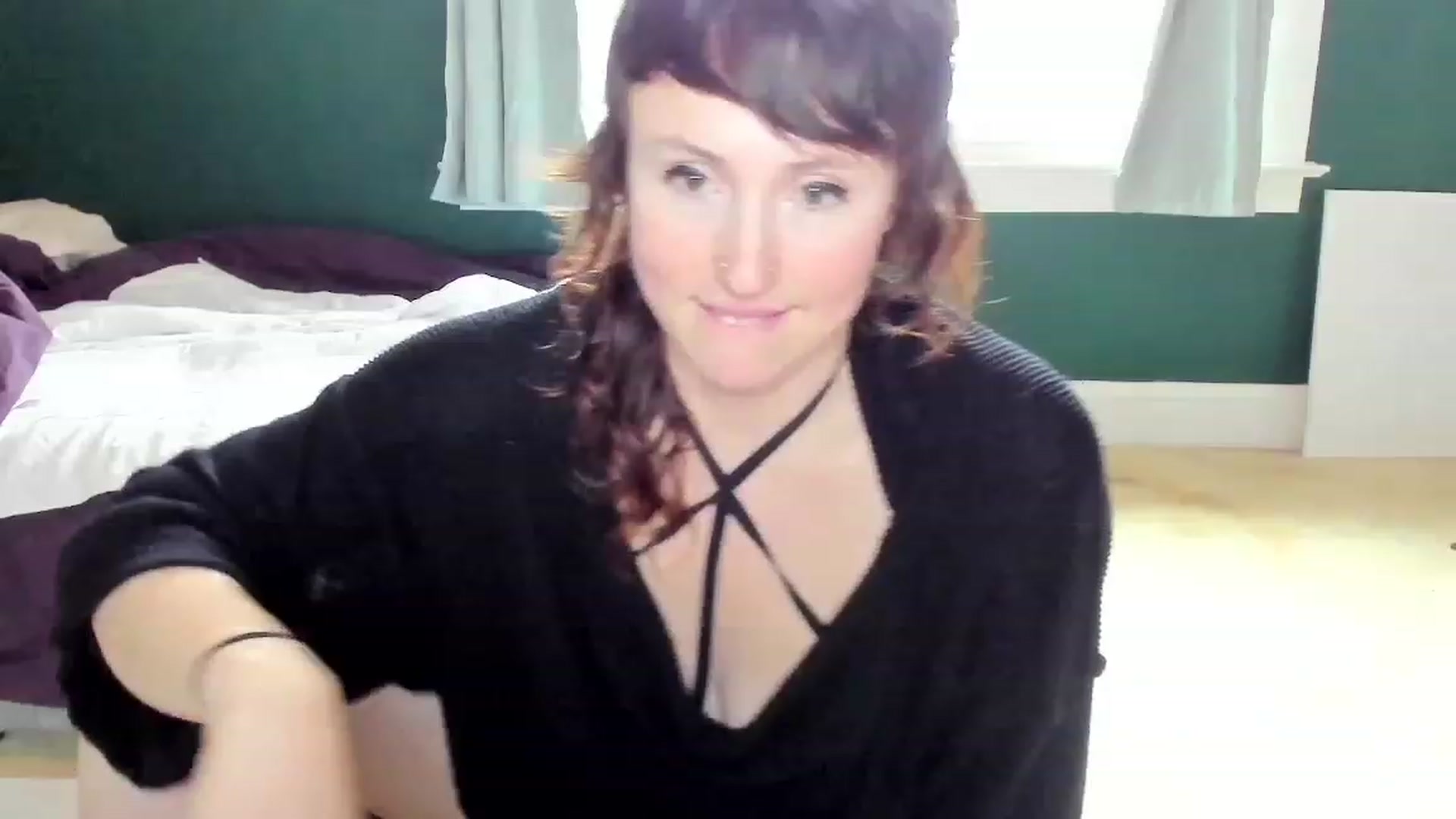 Gallery image thumbnail from QueenMaery's myfreecams stream on, 04/19/2023, 20:15 image 5 of 20