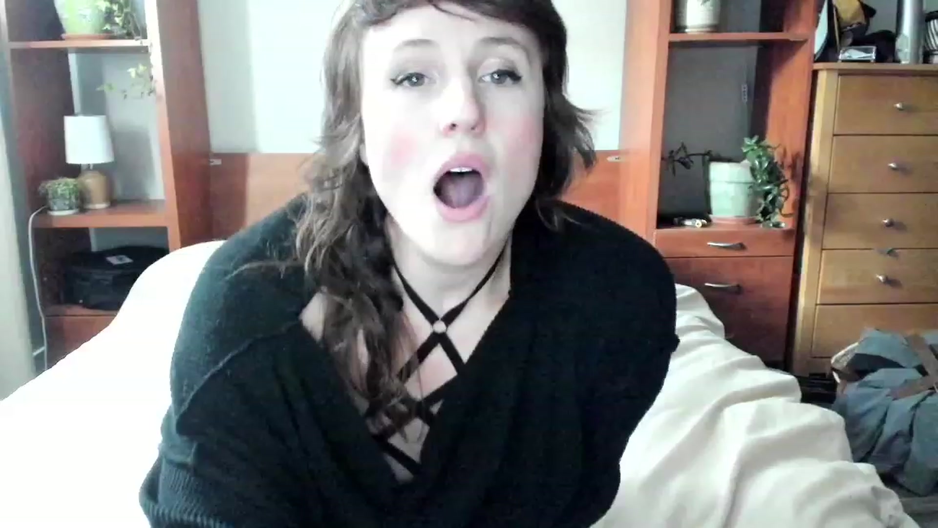 Gallery image thumbnail from QueenMaery's myfreecams stream on, 05/04/2023, 24:04 image 8 of 20