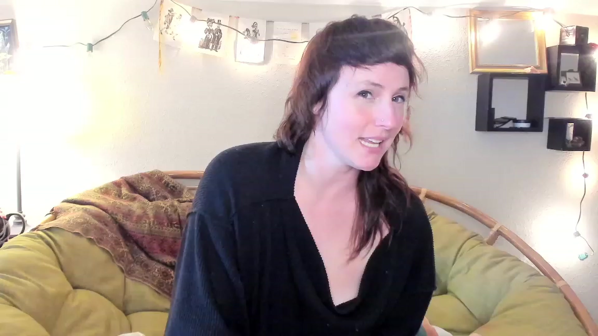 Gallery image thumbnail from QueenMaery's myfreecams stream on, 05/22/2023, 23:06 image 10 of 20