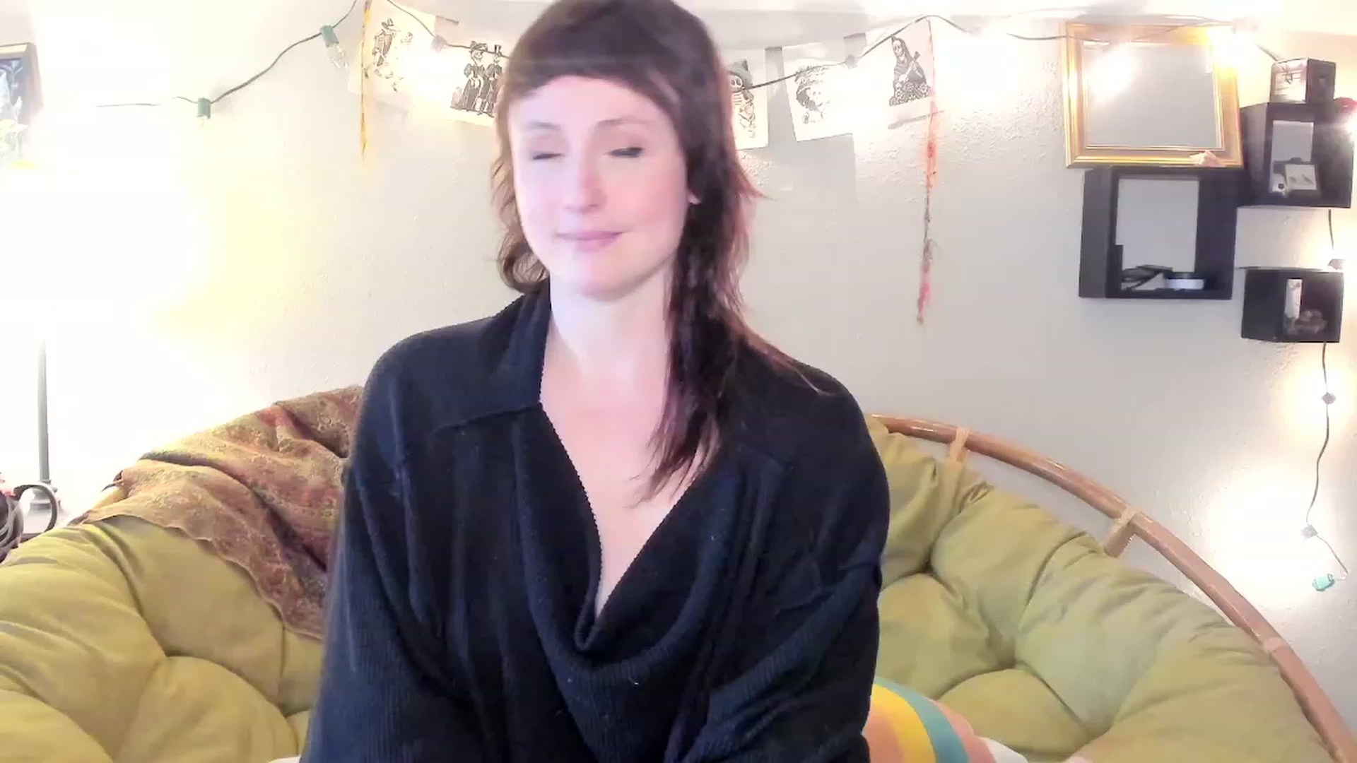 Gallery image thumbnail from QueenMaery's myfreecams stream on, 05/22/2023, 23:06 image 9 of 20