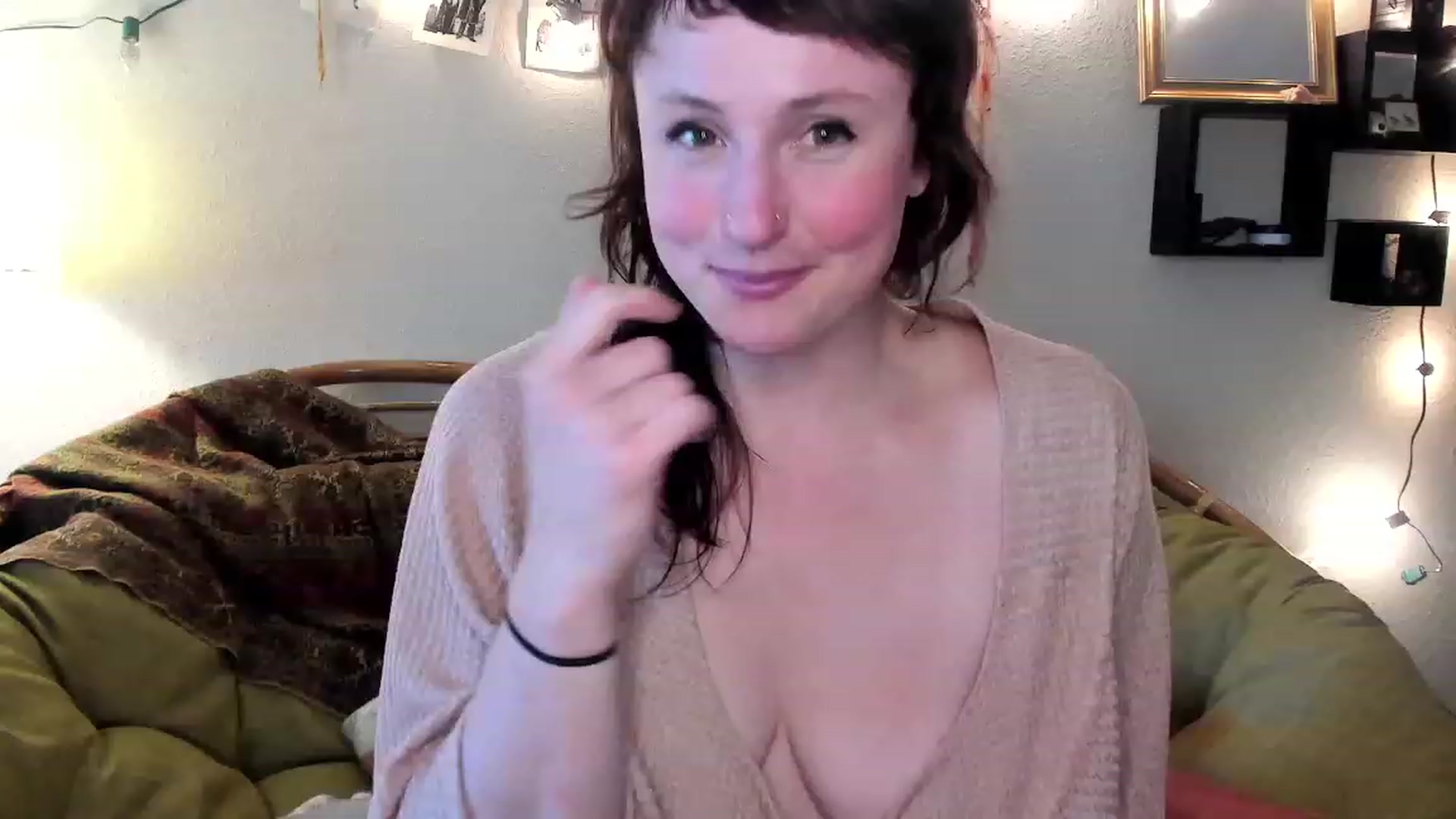 Gallery image thumbnail from QueenMaery's myfreecams stream on, 05/24/2023, 21:15 image 20 of 20