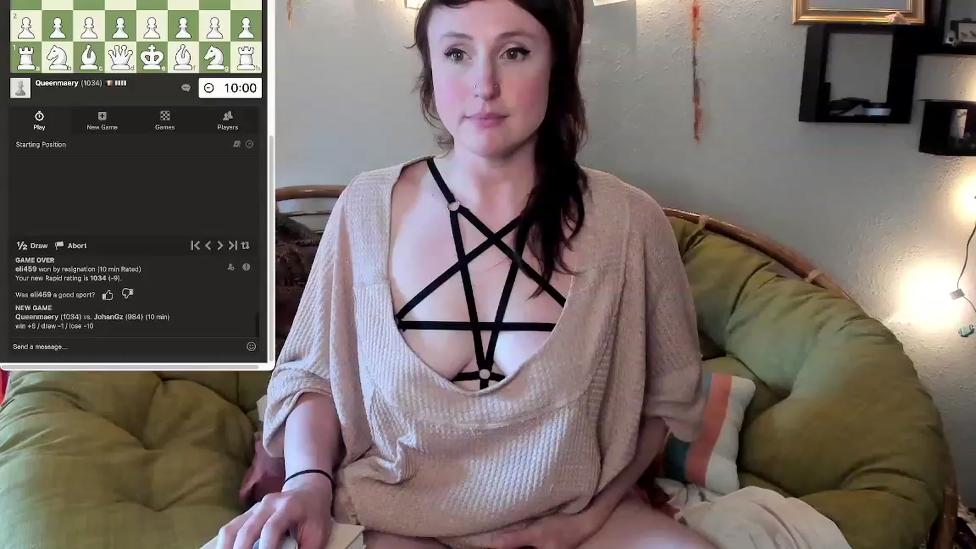 Gallery image thumbnail from QueenMaery's myfreecams stream on, 05/31/2023, 23:22 image 9 of 20