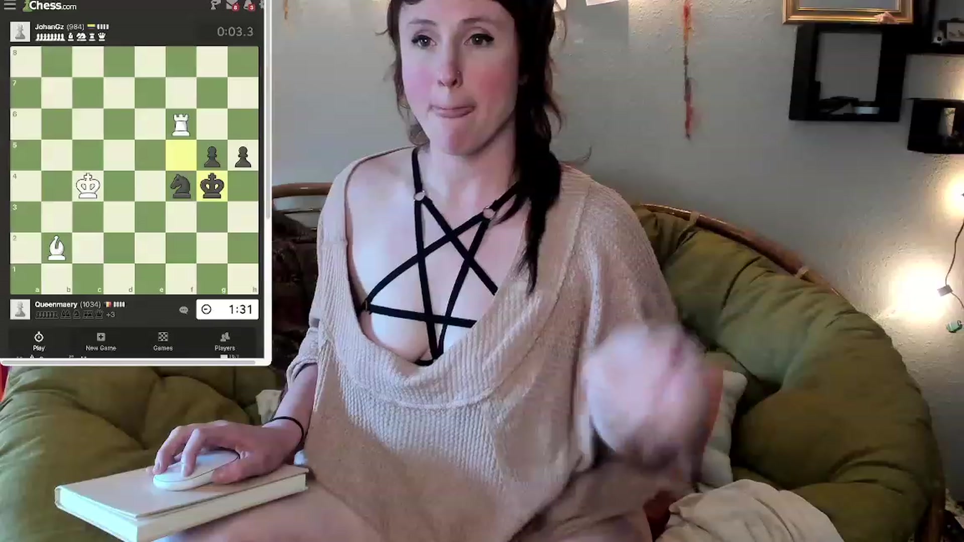Gallery image thumbnail from QueenMaery's myfreecams stream on, 05/31/2023, 23:34 image 16 of 20