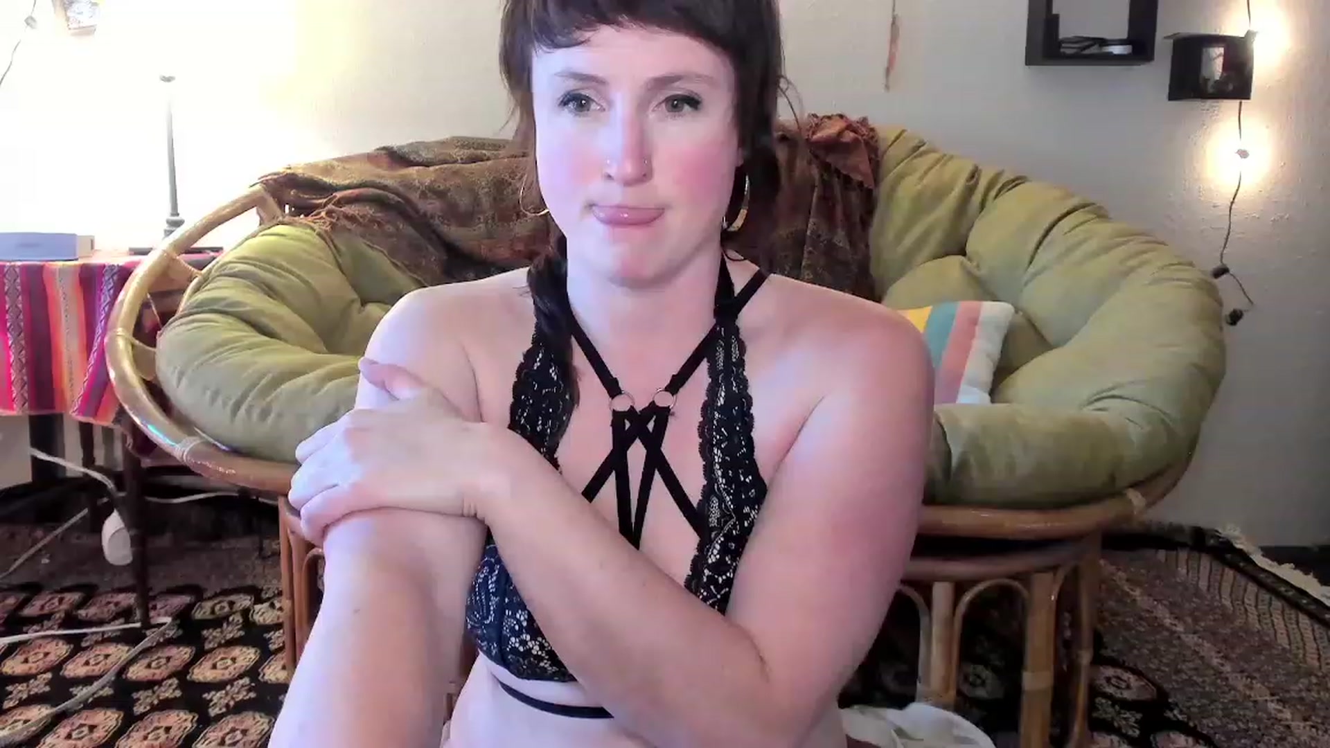 Gallery image thumbnail from QueenMaery's myfreecams stream on, 06/06/2023, 22:37 image 18 of 20