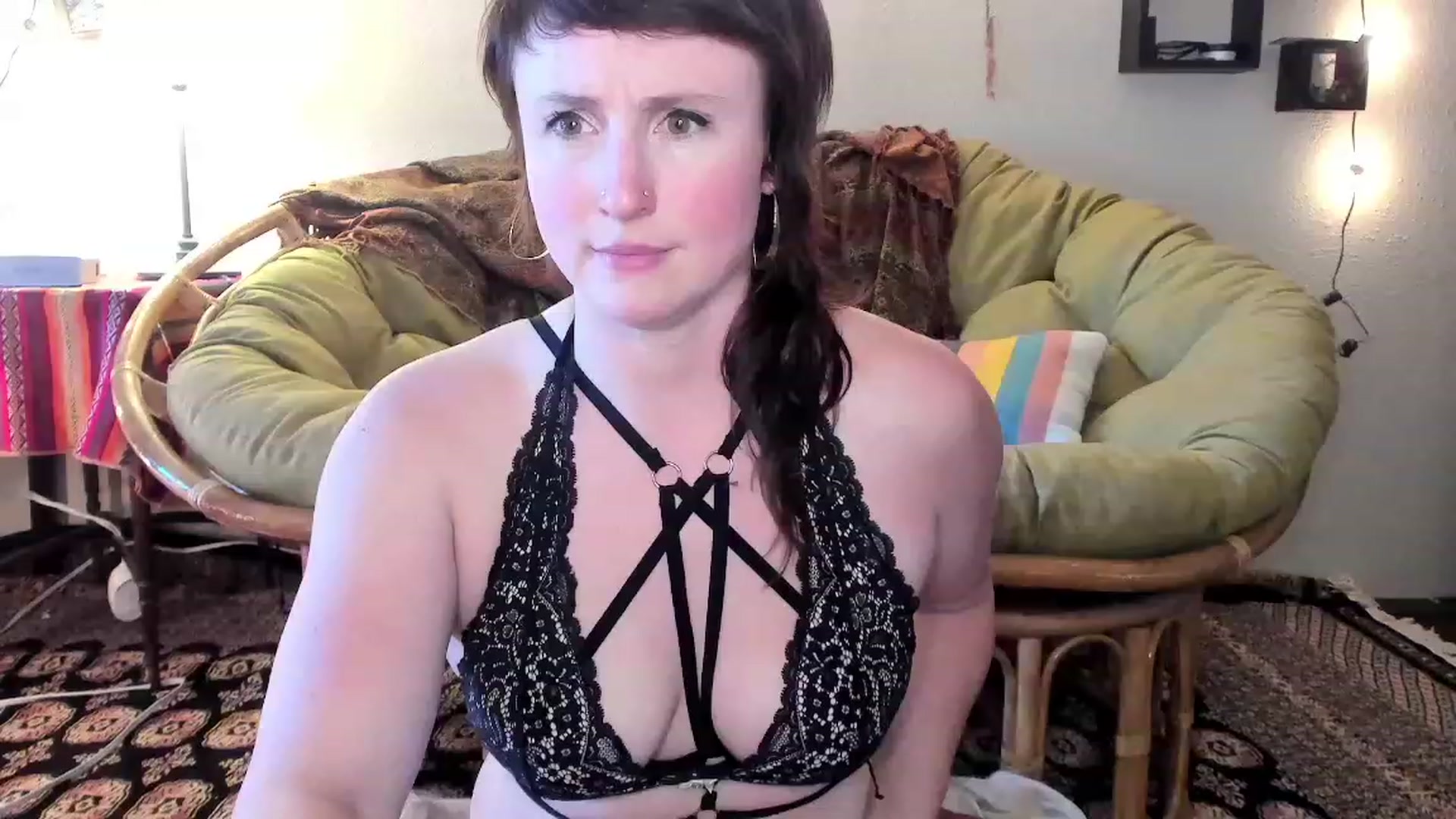 Gallery image thumbnail from QueenMaery's myfreecams stream on, 06/06/2023, 22:37 image 17 of 20