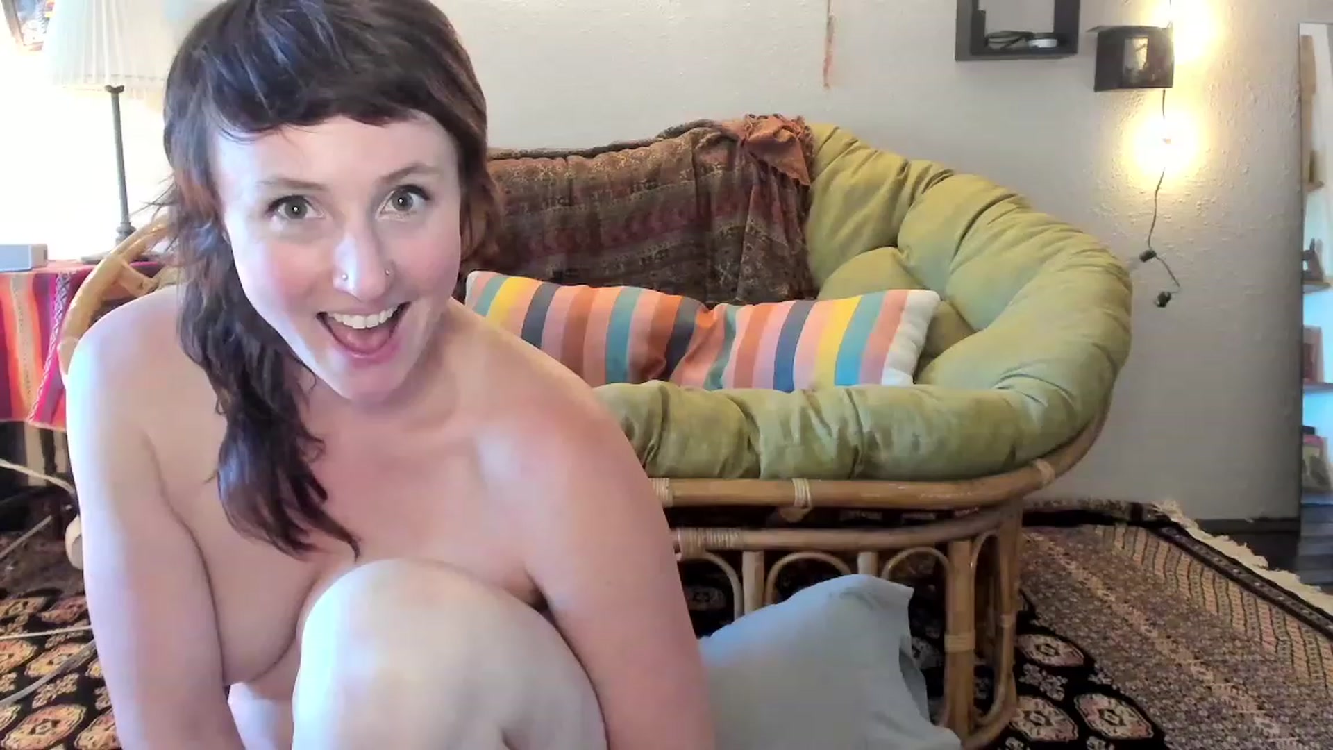 Gallery image thumbnail from QueenMaery's myfreecams stream on, 06/12/2023, 23:12 image 13 of 20