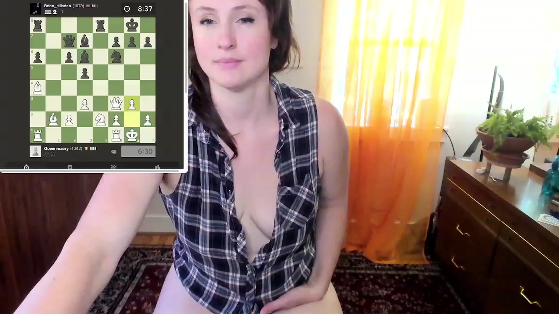 Gallery image thumbnail from QueenMaery's myfreecams stream on, 06/23/2023, 24:35 image 7 of 20