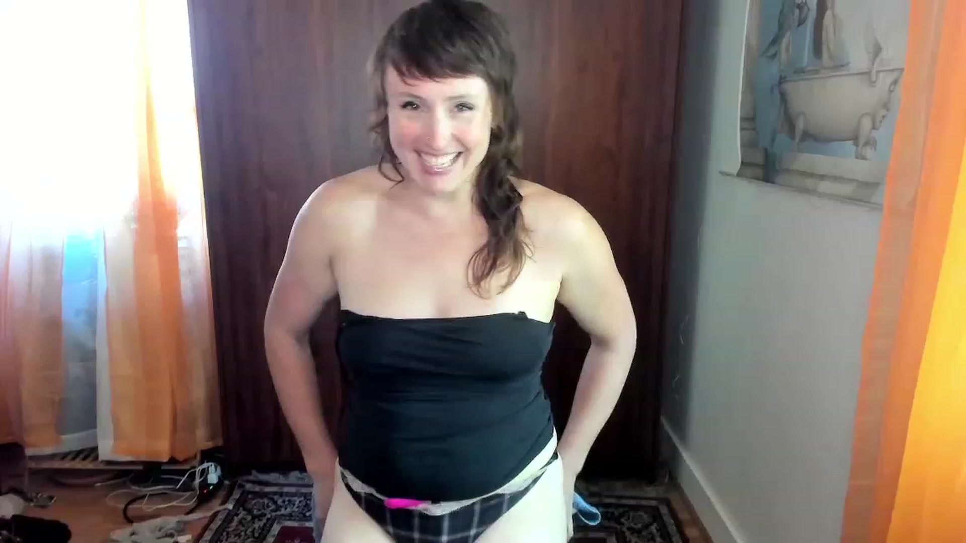 Gallery image thumbnail from QueenMaery's myfreecams stream on, 07/14/2023, 24:03 image 12 of 20