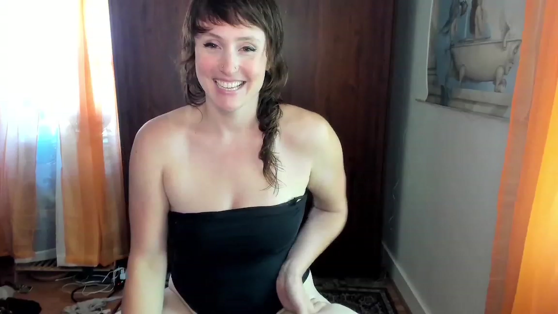 Gallery image thumbnail from QueenMaery's myfreecams stream on, 07/14/2023, 24:03 image 2 of 20