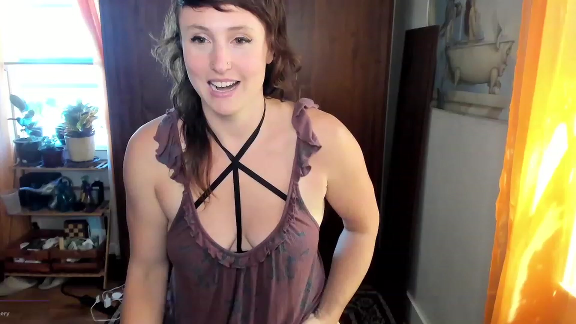 Gallery image thumbnail from QueenMaery's myfreecams stream on, 07/27/2023, 23:58 image 8 of 20