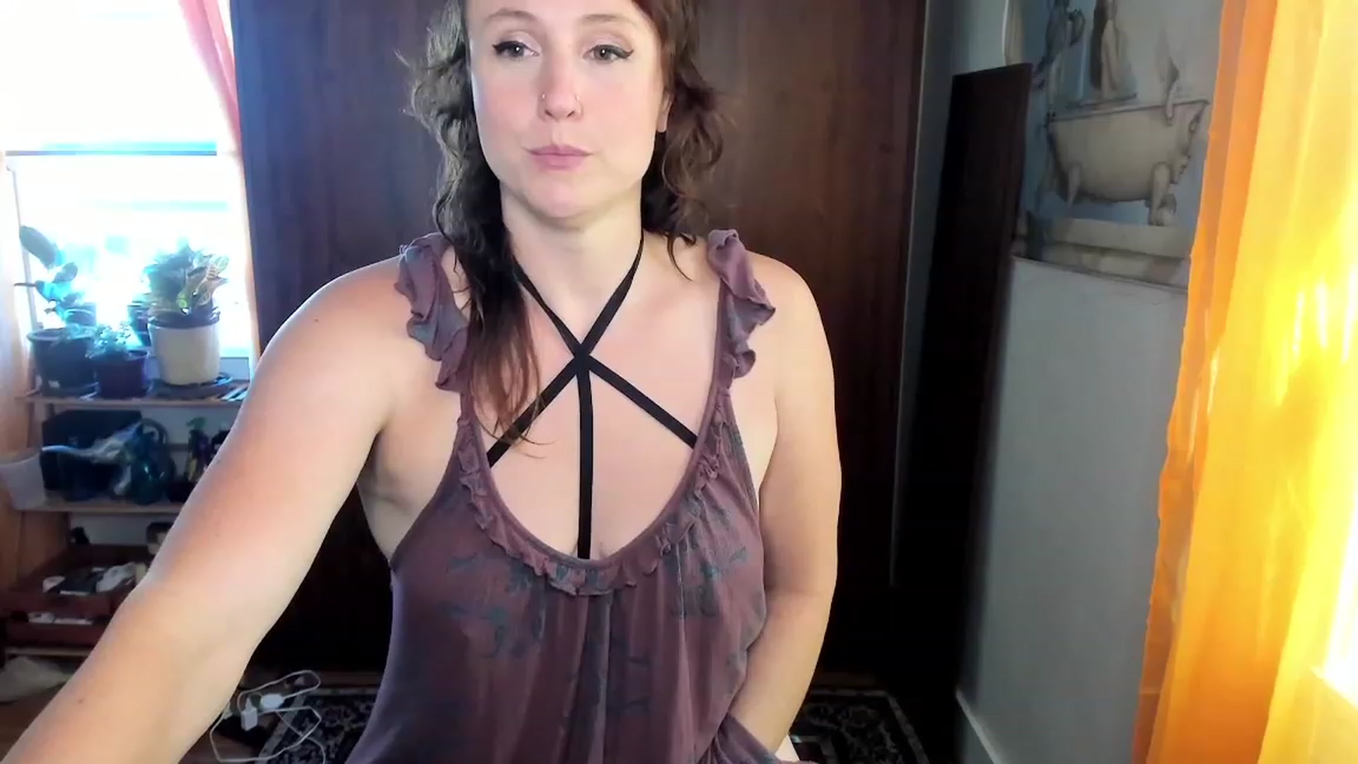 Gallery image thumbnail from QueenMaery's myfreecams stream on, 07/27/2023, 23:58 image 15 of 20