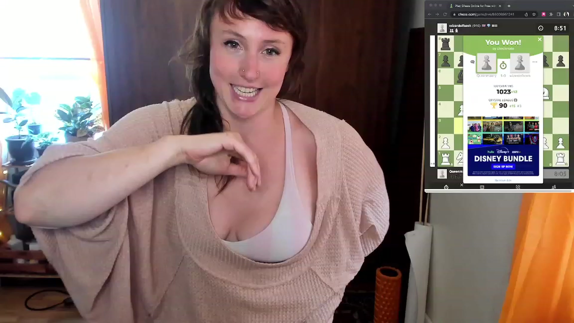 Gallery image thumbnail from QueenMaery's myfreecams stream on, 08/05/2023, 21:14 image 9 of 20