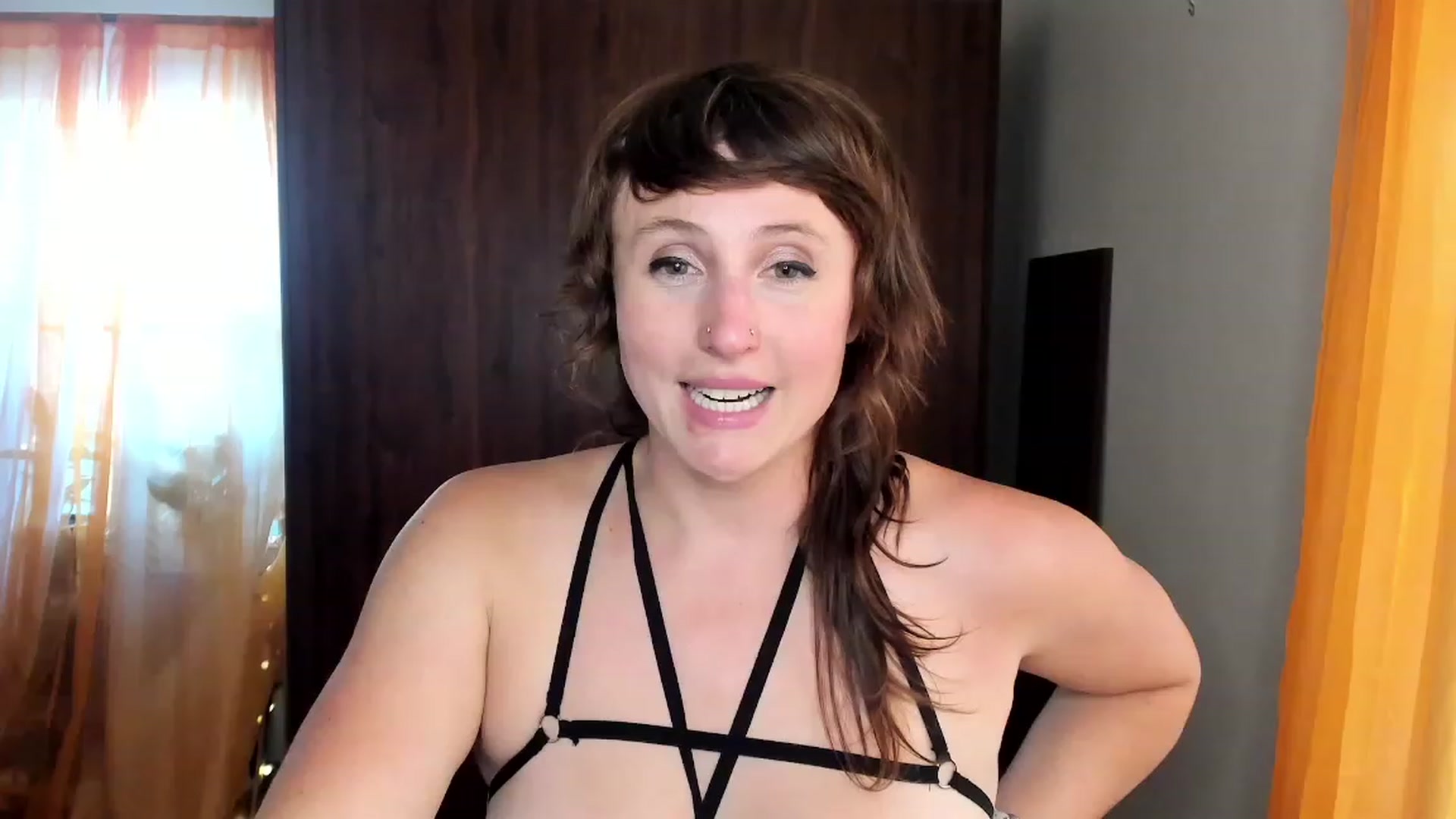 Gallery image thumbnail from QueenMaery's myfreecams stream on, 08/10/2023, 24:59 image 19 of 20
