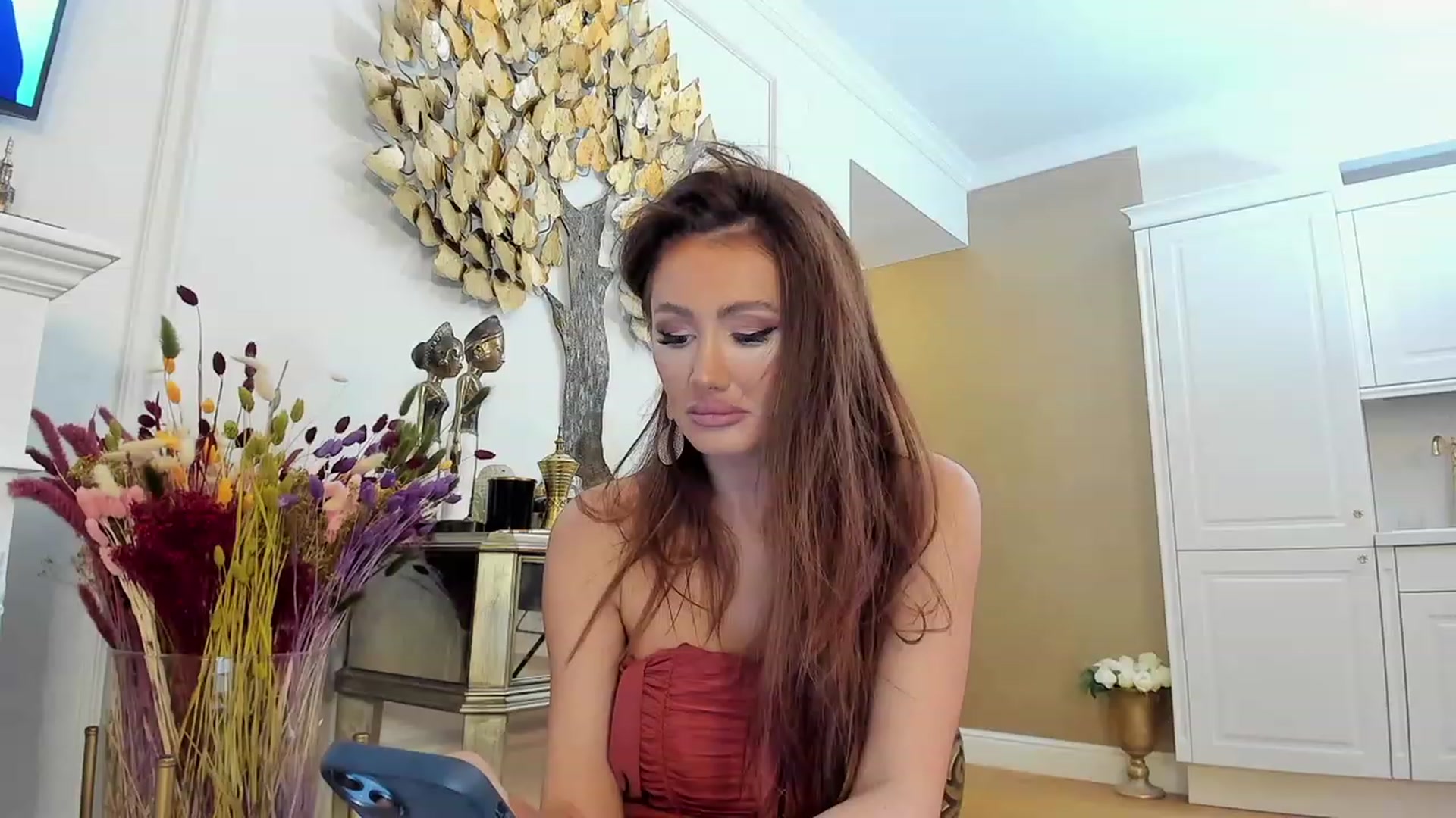 Gallery image thumbnail from QueenMar's myfreecams stream on, 01/21/2023, 16:15 image 5 of 20