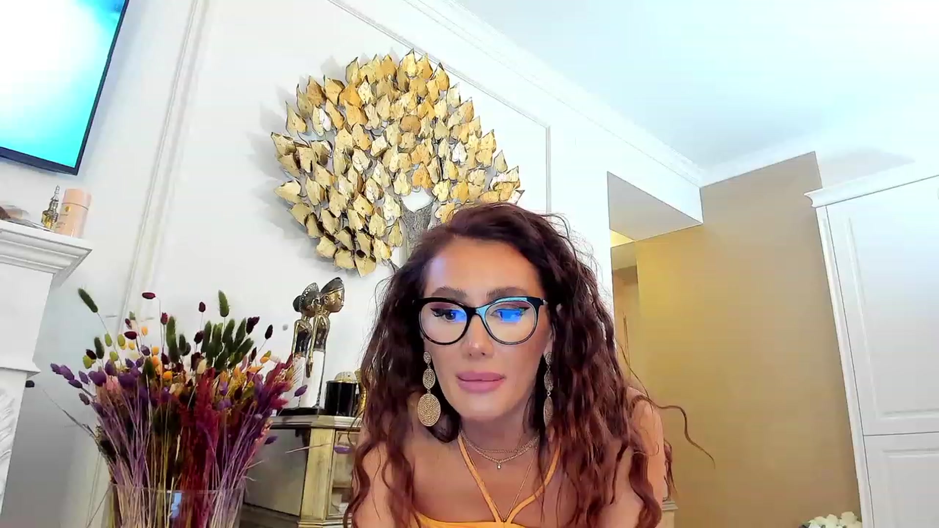 Gallery image thumbnail from QueenMar's myfreecams stream on, 02/02/2023, 22:25 image 5 of 20