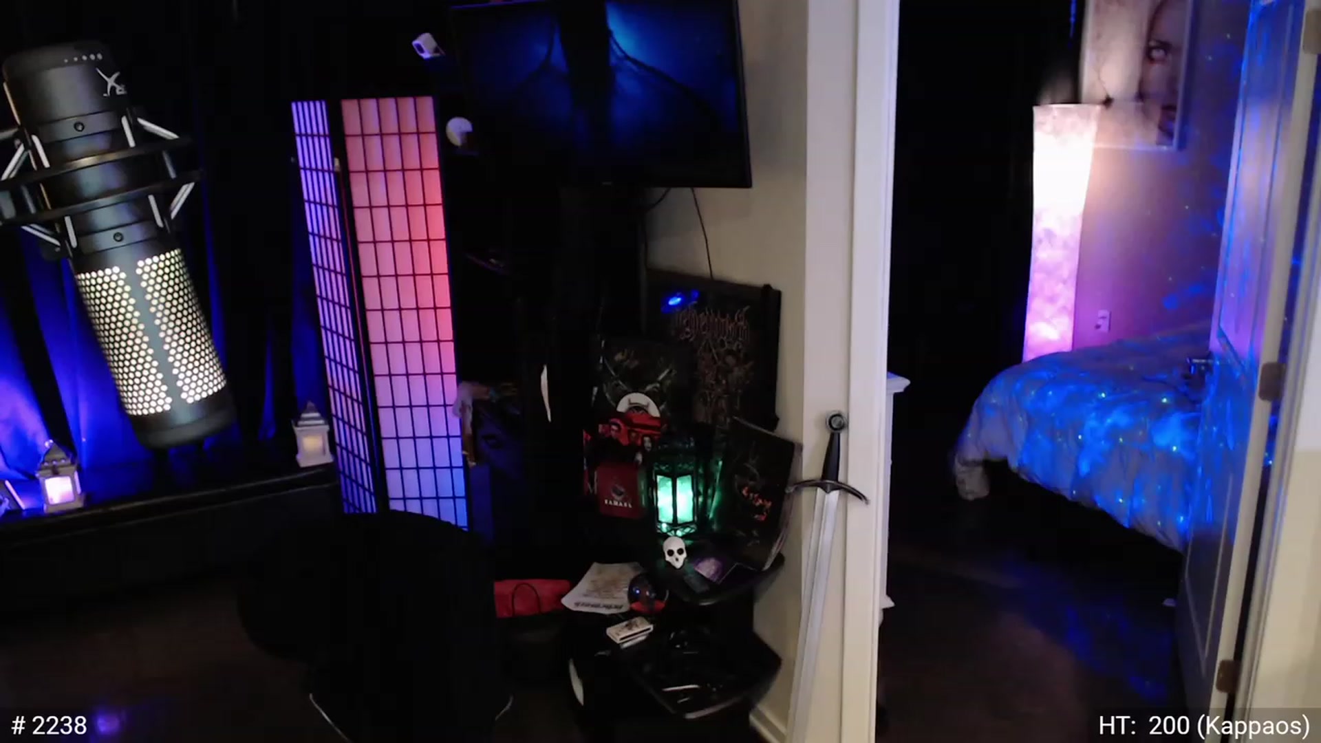 Gallery image thumbnail from QueenOfMetal's myfreecams stream on, 11/15/2022, 07:43 image 16 of 20