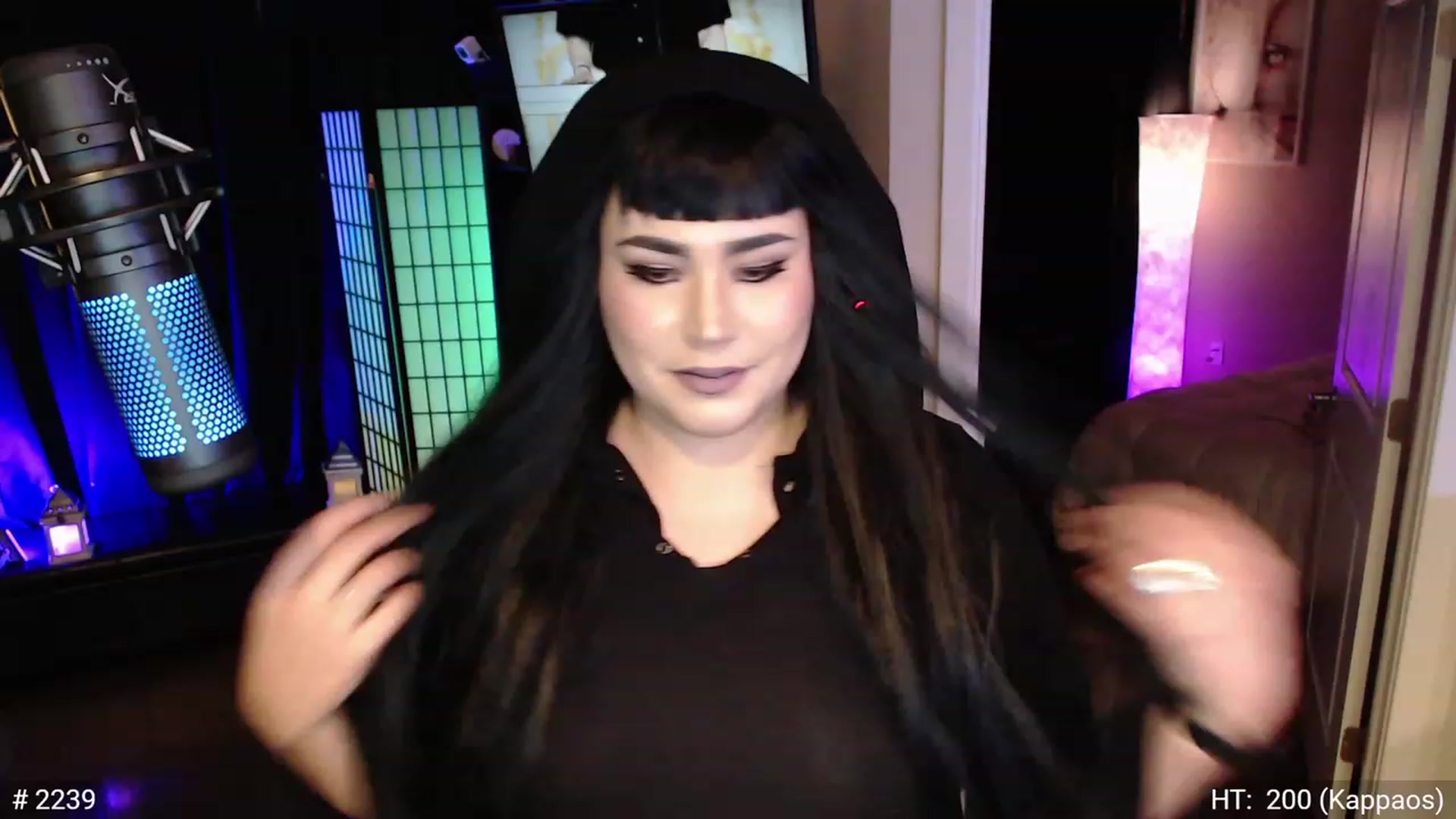 Gallery image thumbnail from QueenOfMetal's myfreecams stream on, 11/15/2022, 07:43 image 13 of 20