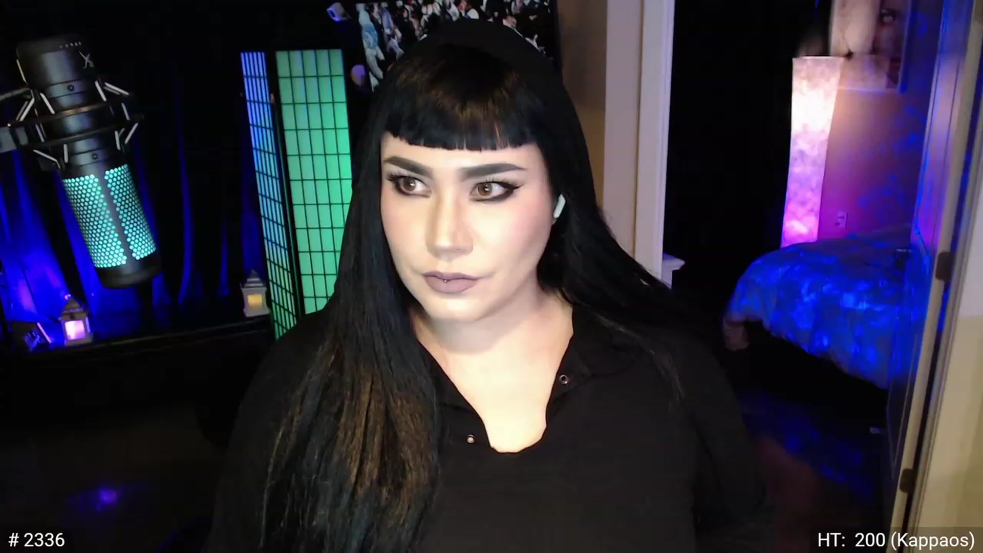 Gallery image thumbnail from QueenOfMetal's myfreecams stream on, 11/15/2022, 07:43 image 2 of 20