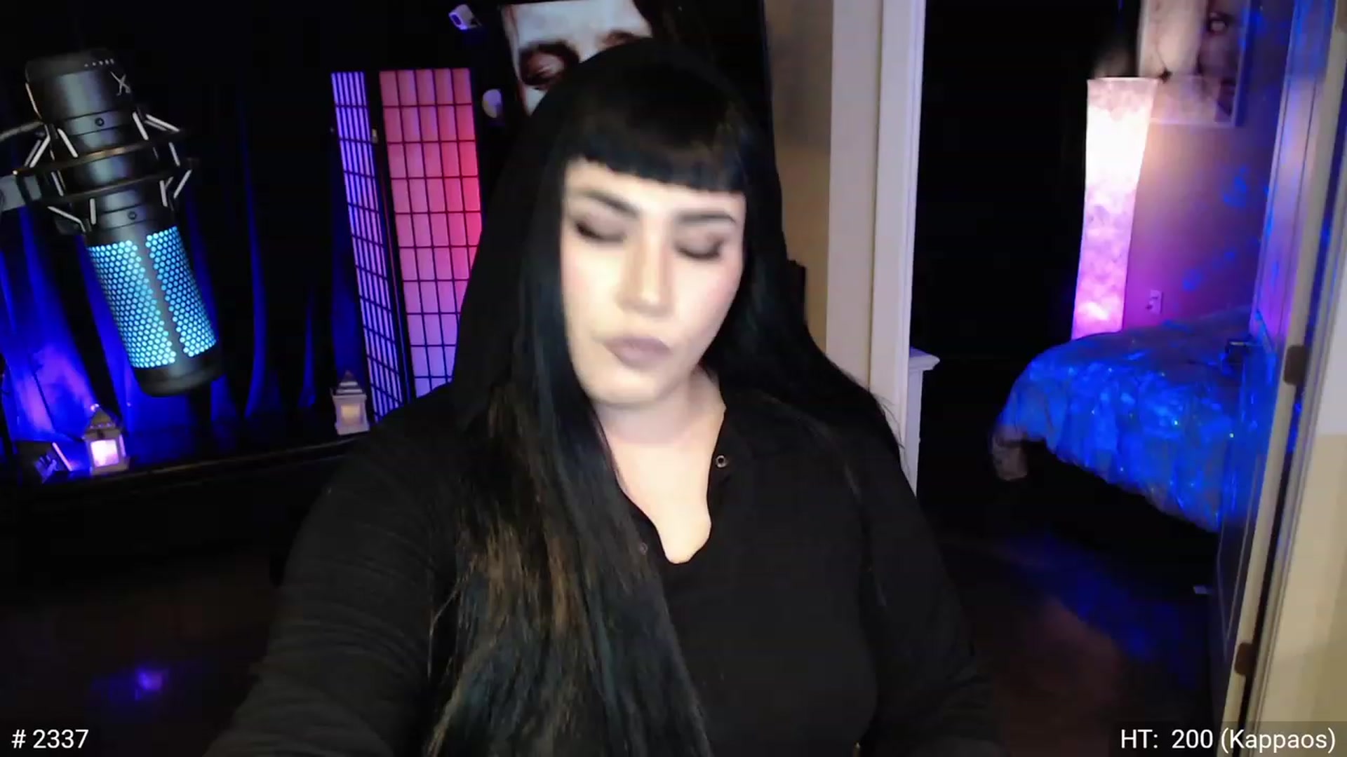 Gallery image thumbnail from QueenOfMetal's myfreecams stream on, 11/15/2022, 07:43 image 3 of 20