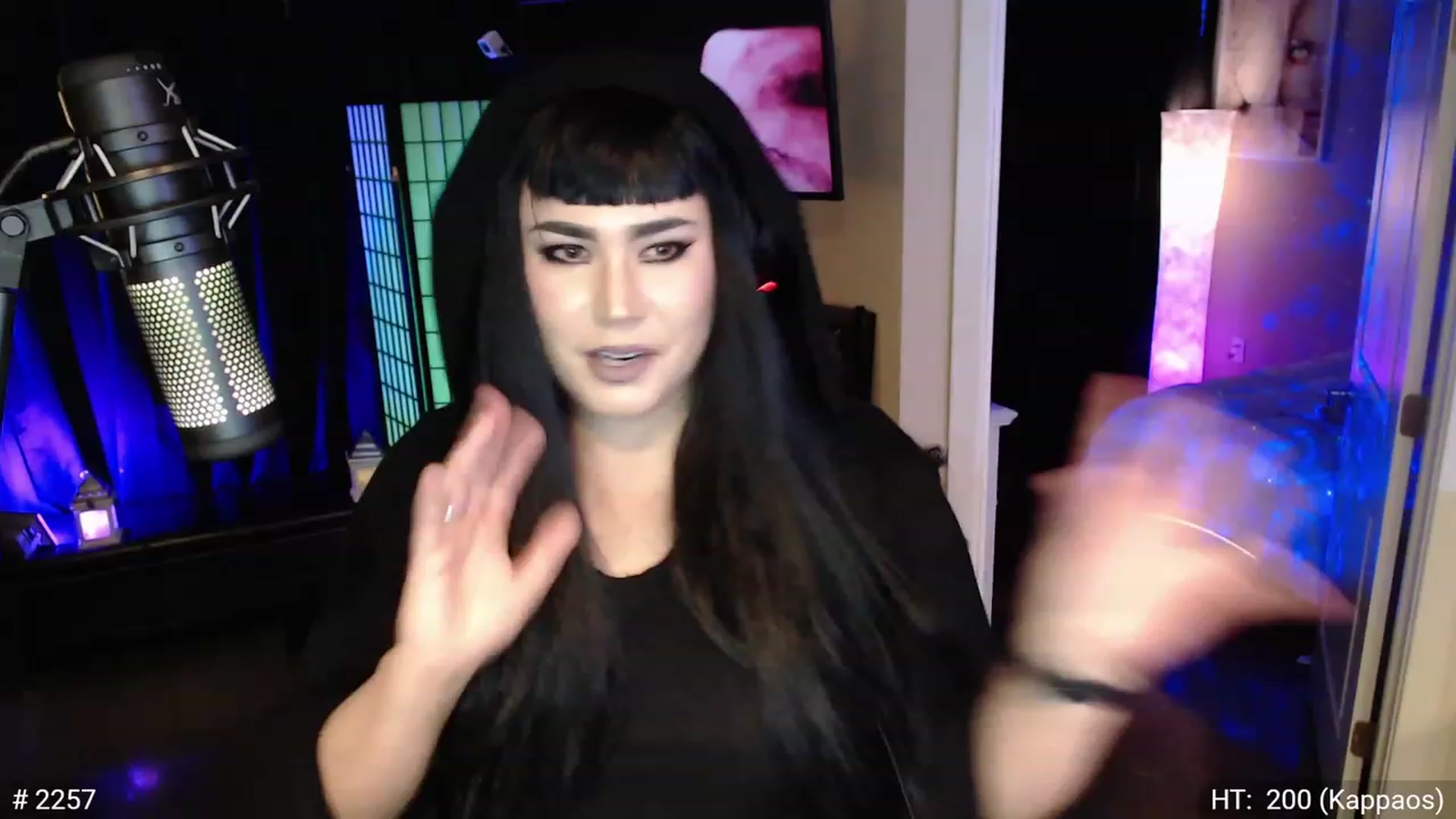 Gallery image thumbnail from QueenOfMetal's myfreecams stream on, 11/15/2022, 07:43 image 11 of 20