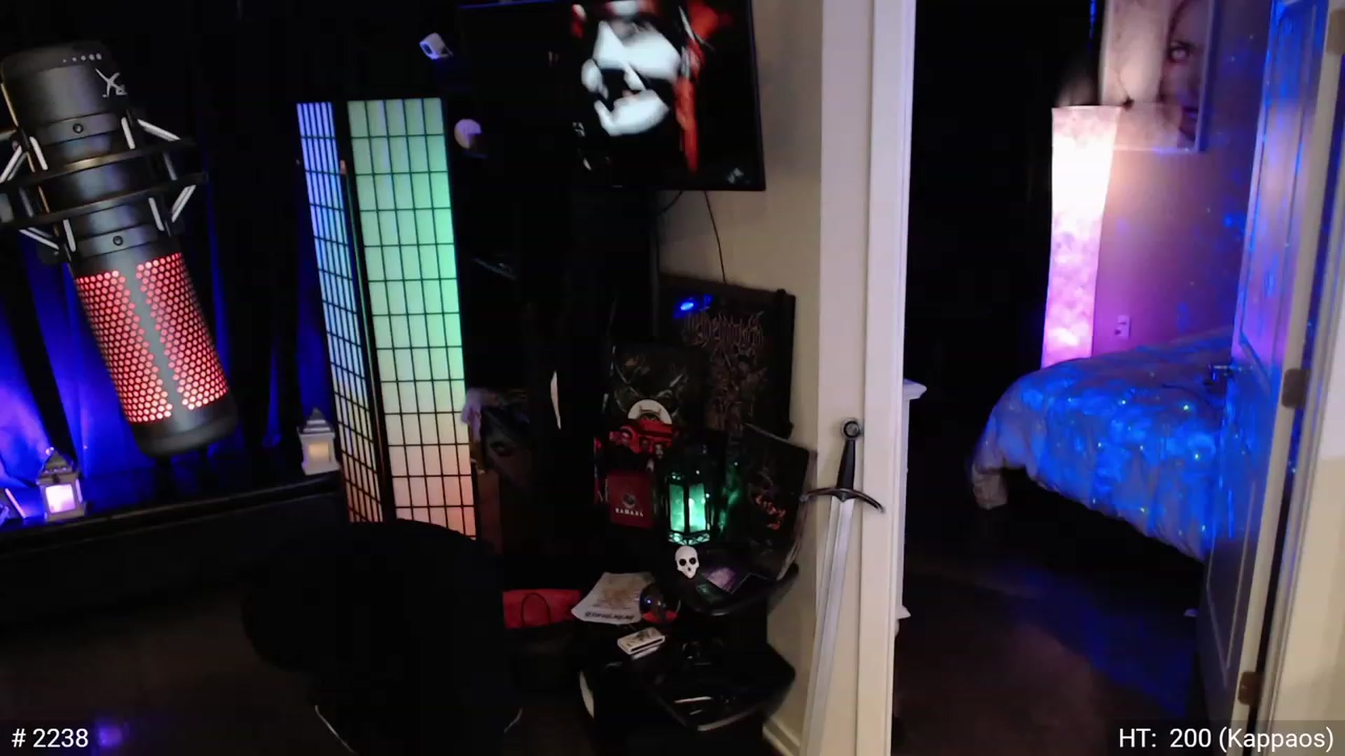 Gallery image thumbnail from QueenOfMetal's myfreecams stream on, 11/15/2022, 07:43 image 15 of 20