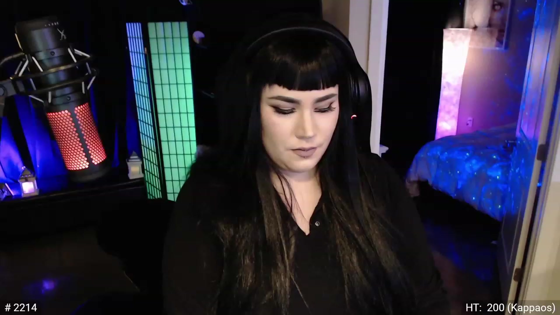 Gallery image thumbnail from QueenOfMetal's myfreecams stream on, 11/15/2022, 10:46 image 9 of 20