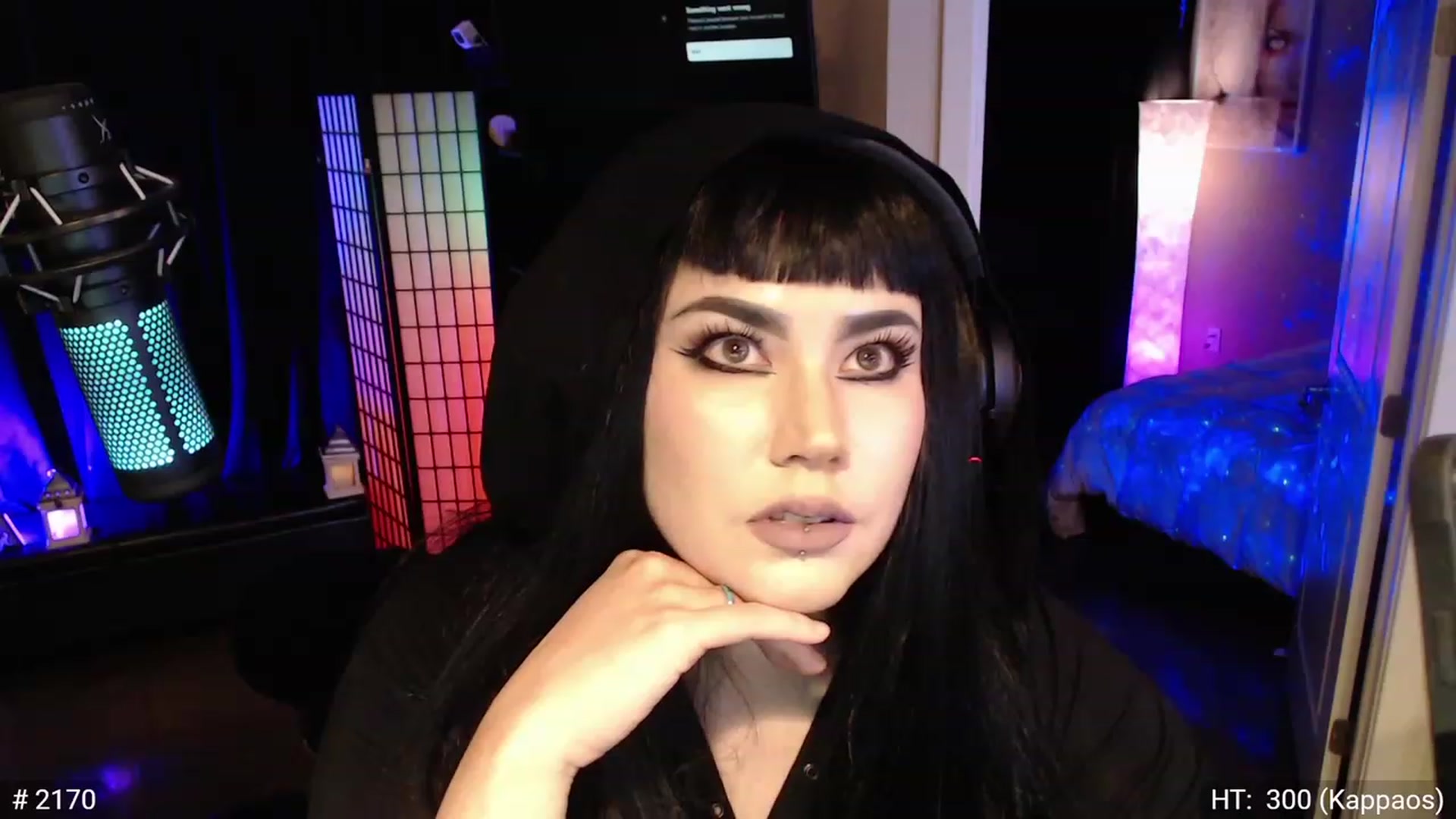Gallery image thumbnail from QueenOfMetal's myfreecams stream on, 11/15/2022, 10:46 image 14 of 20