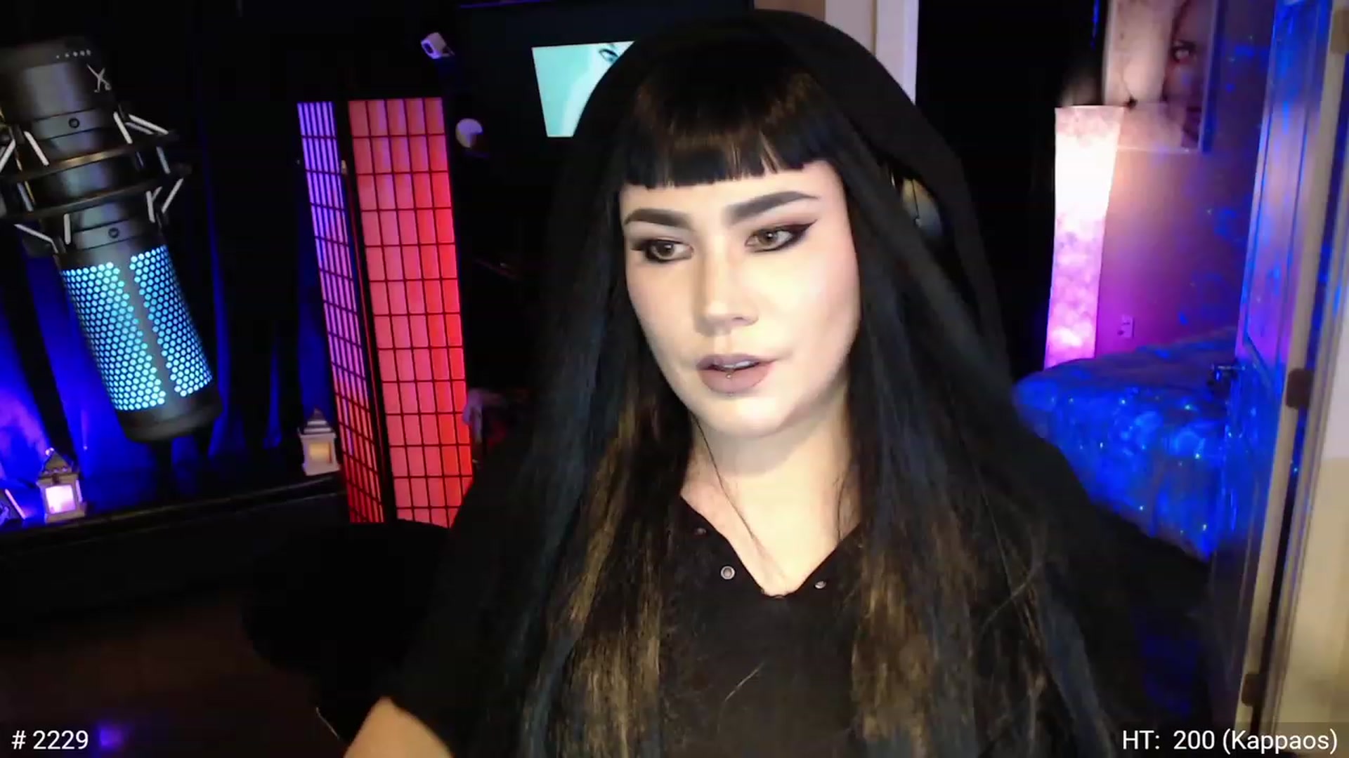 Gallery image thumbnail from QueenOfMetal's myfreecams stream on, 11/15/2022, 10:46 image 4 of 20