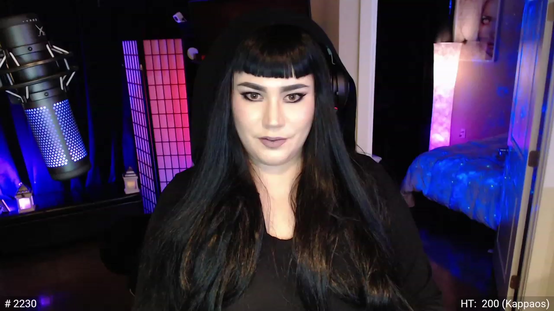 Gallery image thumbnail from QueenOfMetal's myfreecams stream on, 11/15/2022, 10:46 image 3 of 20