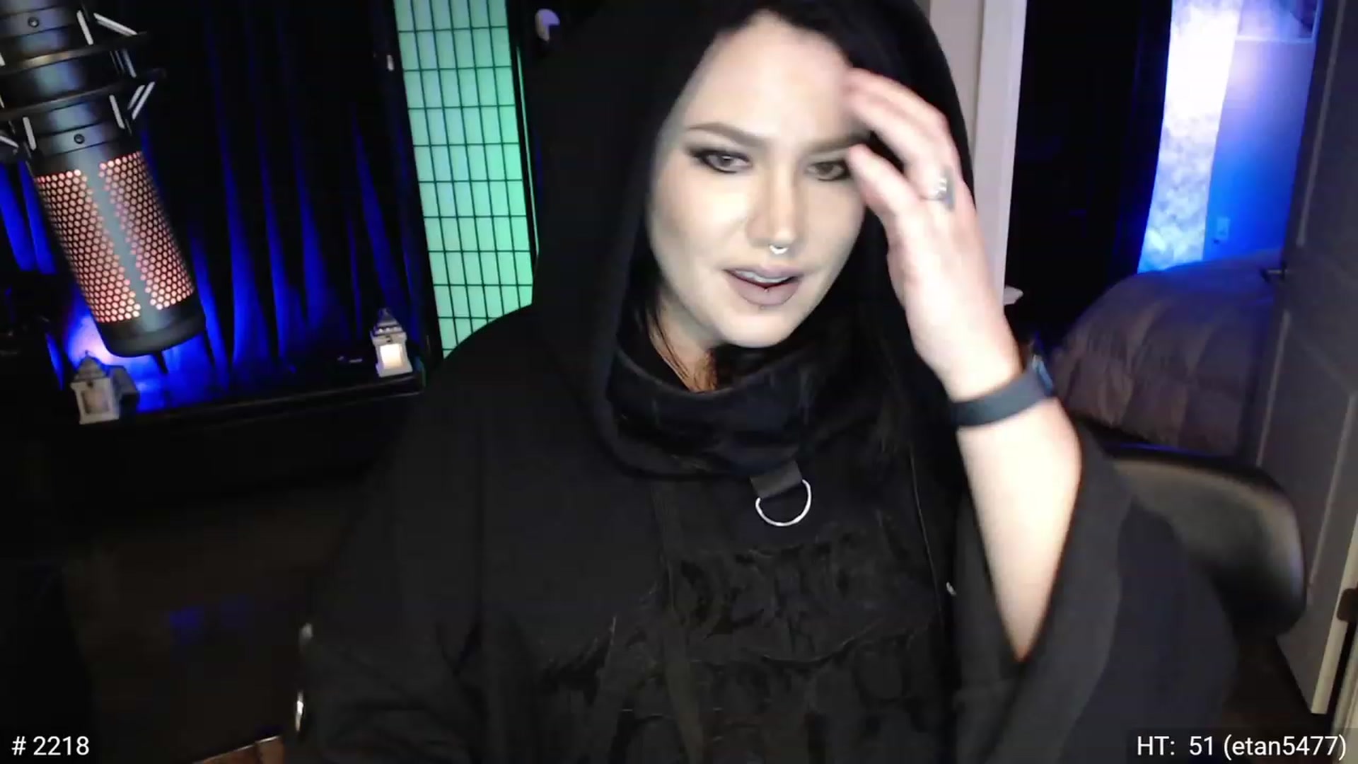 Gallery image thumbnail from QueenOfMetal's myfreecams stream on, 11/16/2022, 11:01 image 17 of 20