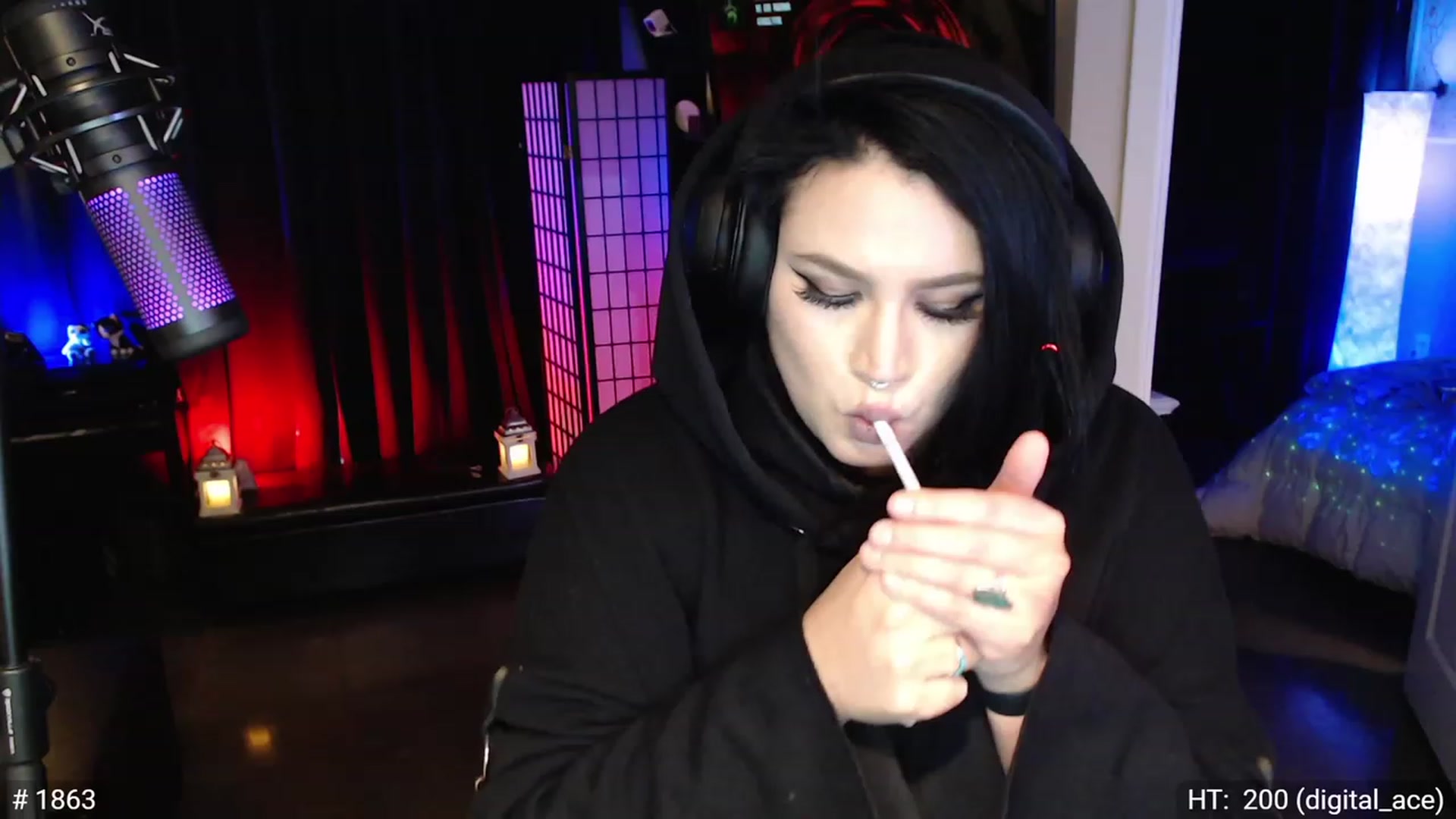 Gallery image thumbnail from QueenOfMetal's myfreecams stream on, 11/17/2022, 14:25 image 1 of 20