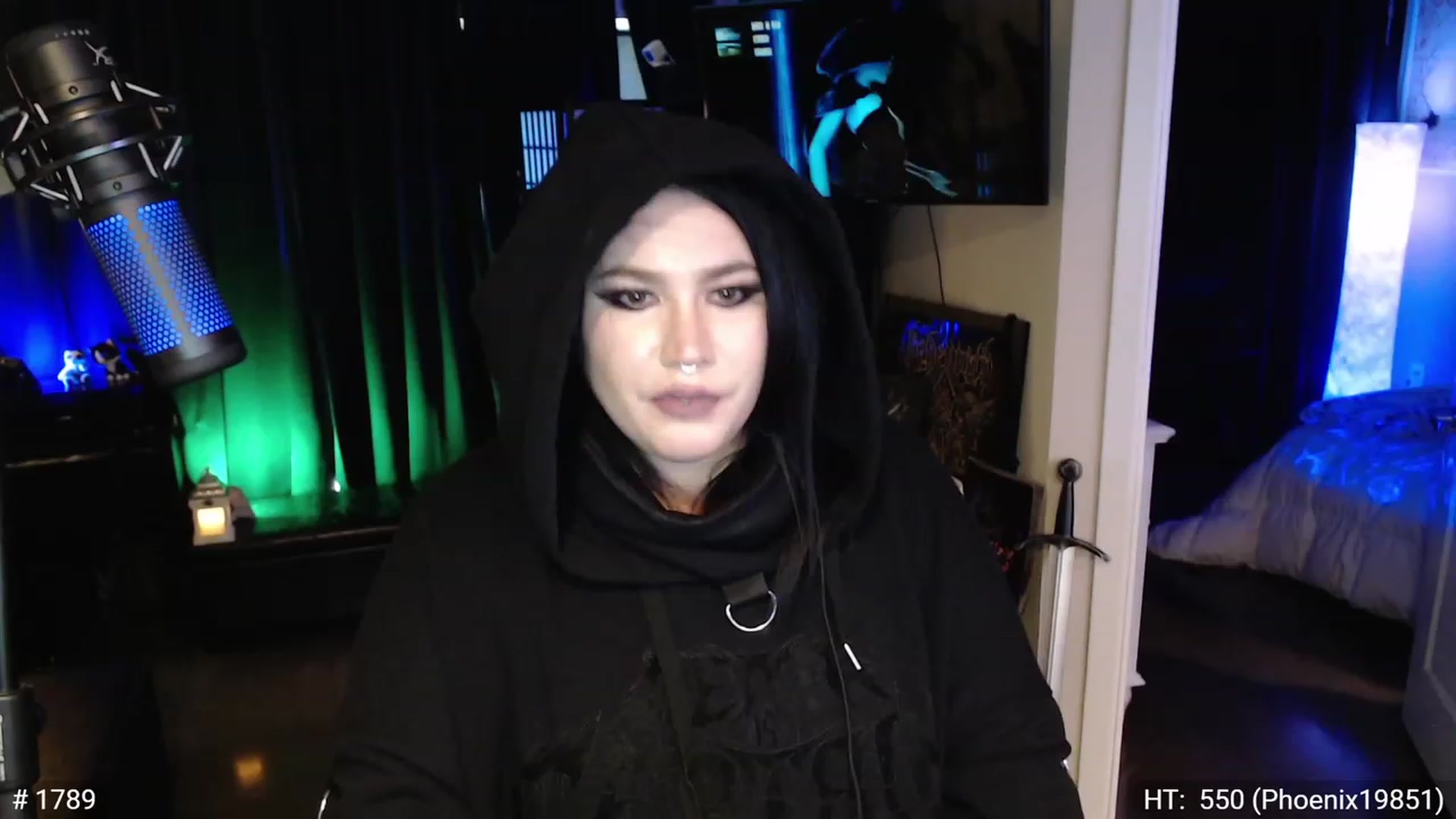 Gallery image thumbnail from QueenOfMetal's myfreecams stream on, 11/17/2022, 14:25 image 20 of 20