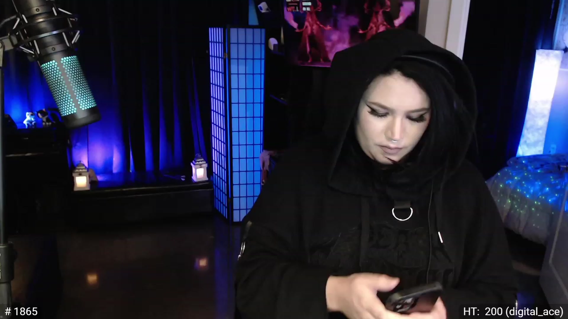 Gallery image thumbnail from QueenOfMetal's myfreecams stream on, 11/17/2022, 14:25 image 6 of 20