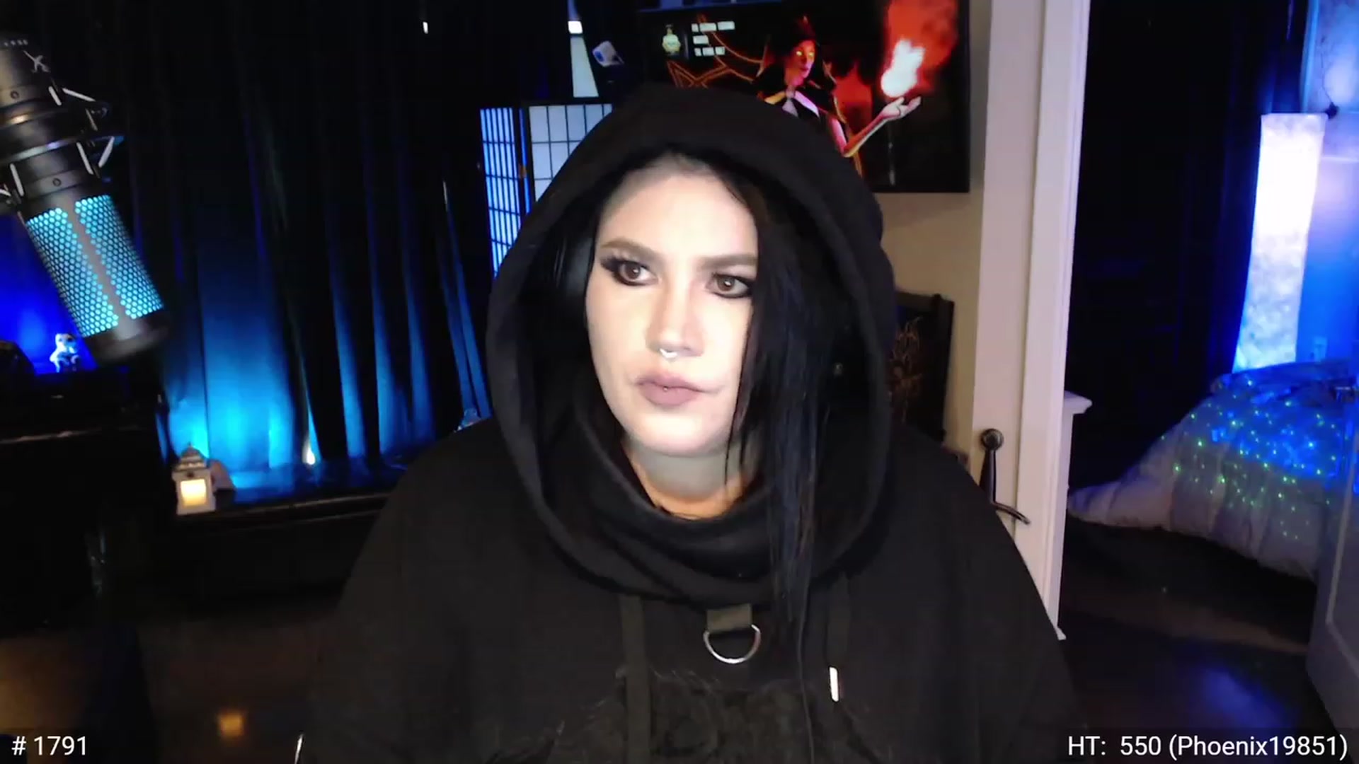 Gallery image thumbnail from QueenOfMetal's myfreecams stream on, 11/17/2022, 15:39 image 15 of 20