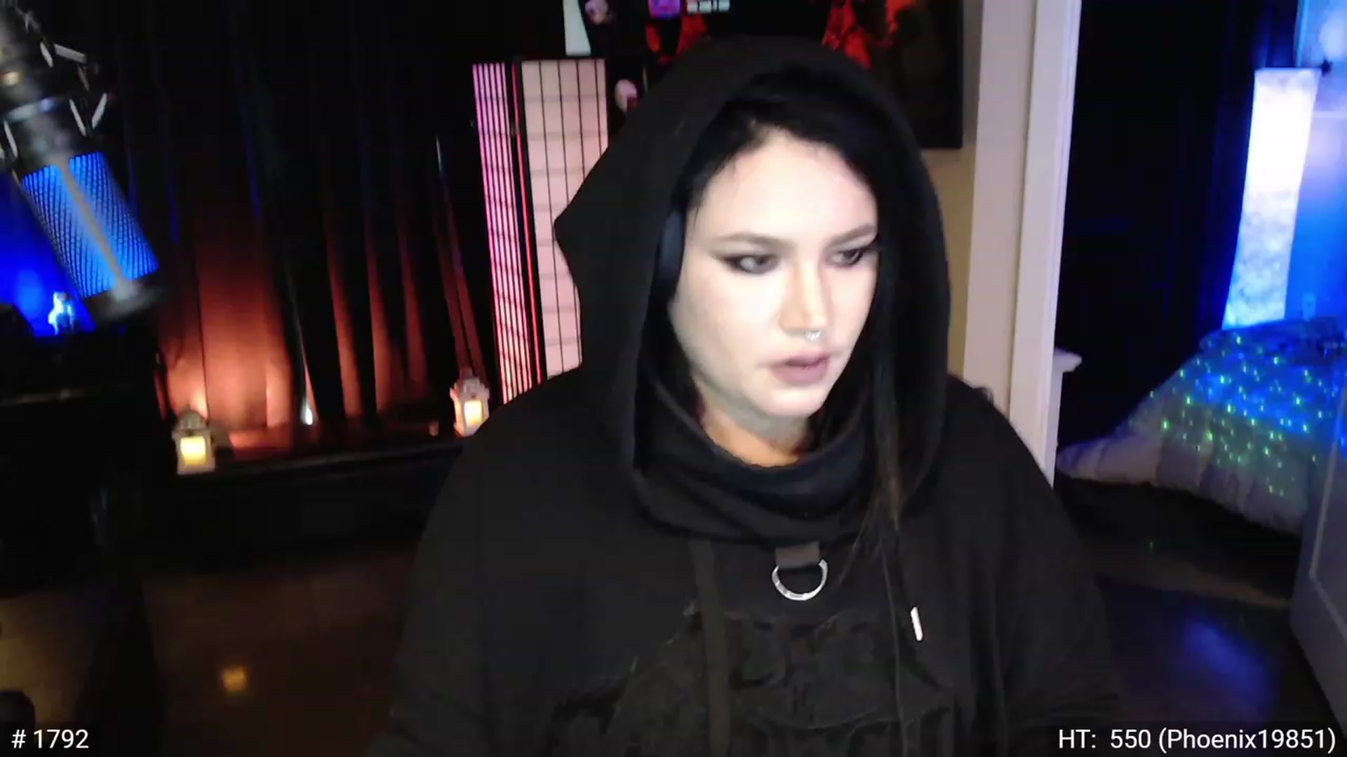 Gallery image thumbnail from QueenOfMetal's myfreecams stream on, 11/17/2022, 15:39 image 7 of 20