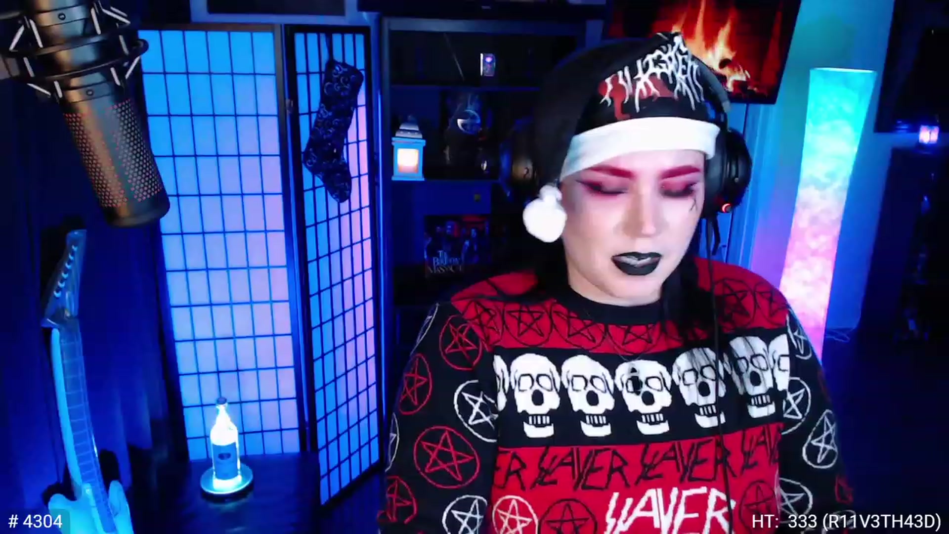 Gallery image thumbnail from QueenOfMetal's myfreecams stream on, 12/25/2022, 11:26 image 20 of 20