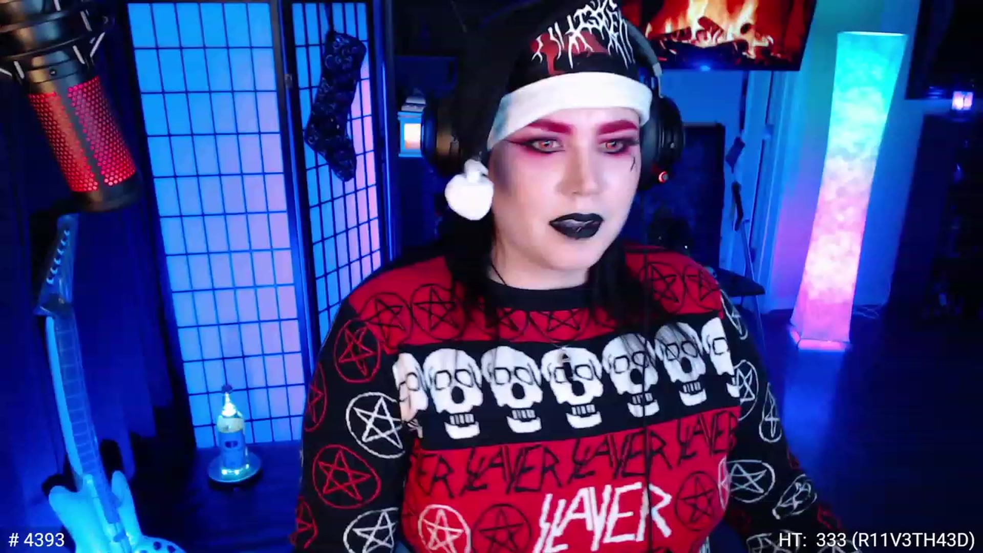 Gallery image thumbnail from QueenOfMetal's myfreecams stream on, 12/25/2022, 11:26 image 14 of 20