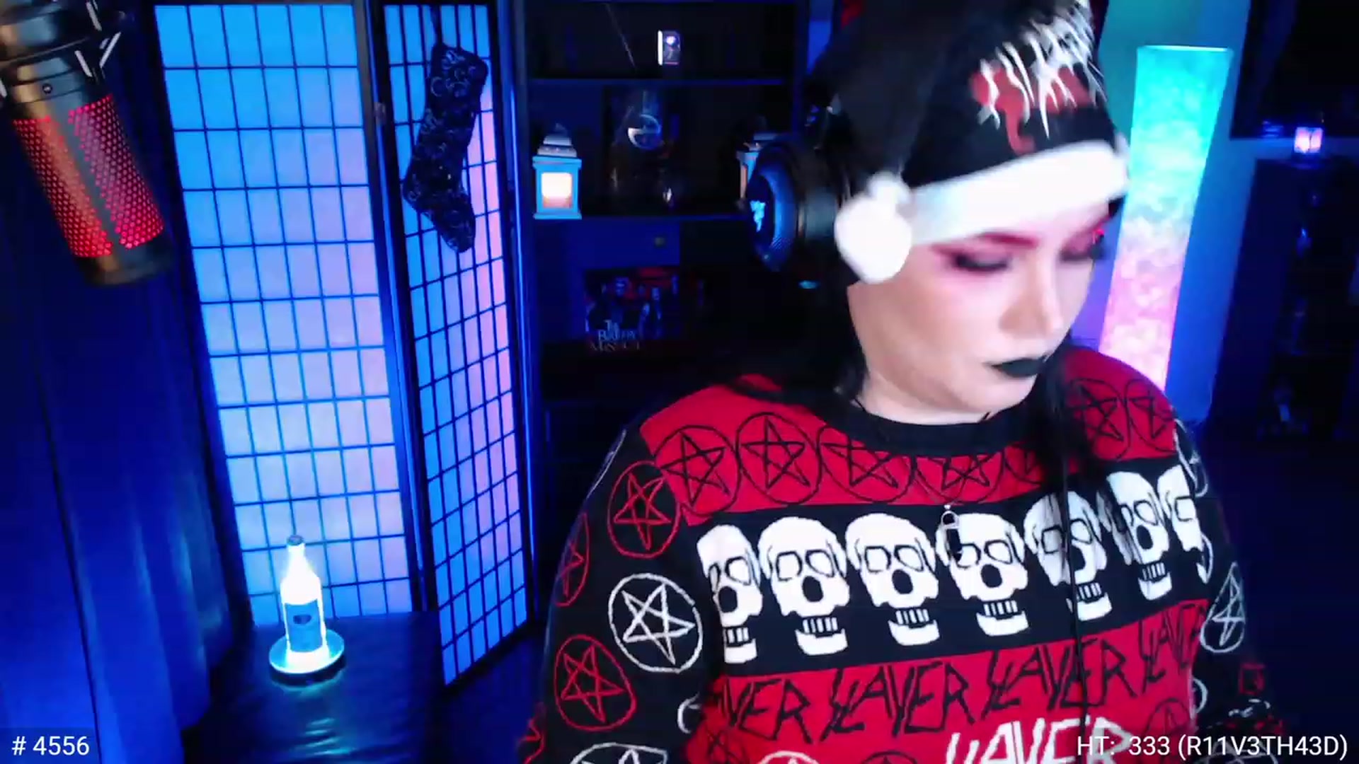 Gallery image thumbnail from QueenOfMetal's myfreecams stream on, 12/25/2022, 11:26 image 3 of 20