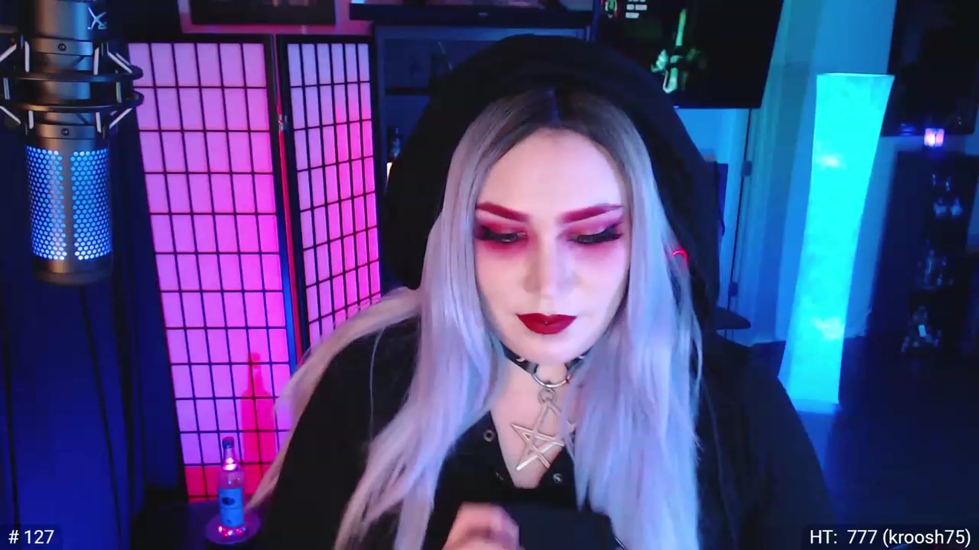 Gallery image thumbnail from QueenOfMetal's myfreecams stream on, 01/01/2023, 11:42 image 11 of 20