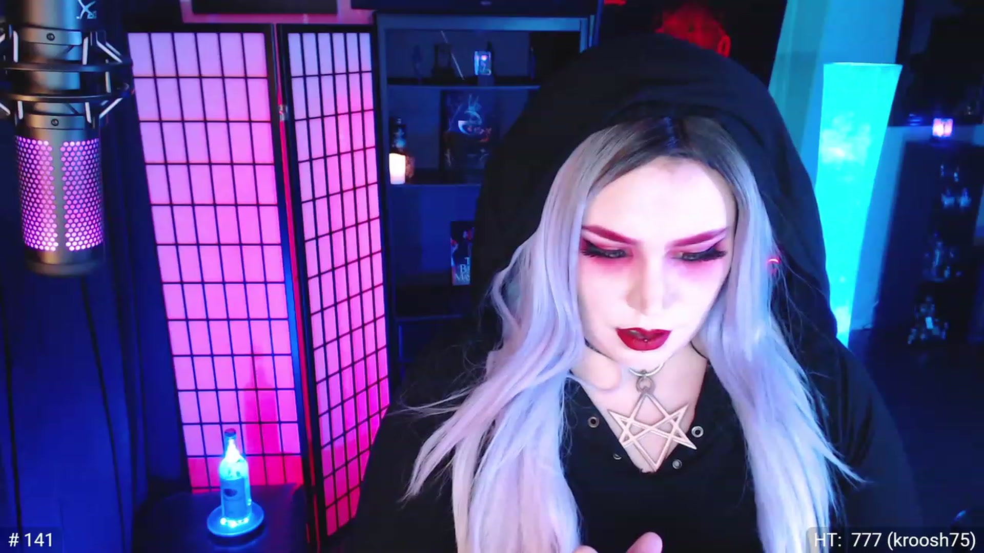 Gallery image thumbnail from QueenOfMetal's myfreecams stream on, 01/01/2023, 11:42 image 18 of 20