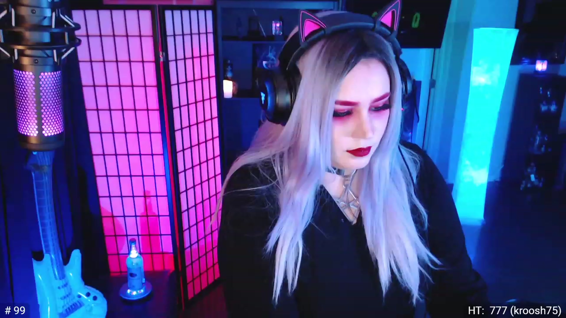 Gallery image thumbnail from QueenOfMetal's myfreecams stream on, 01/01/2023, 11:42 image 1 of 20