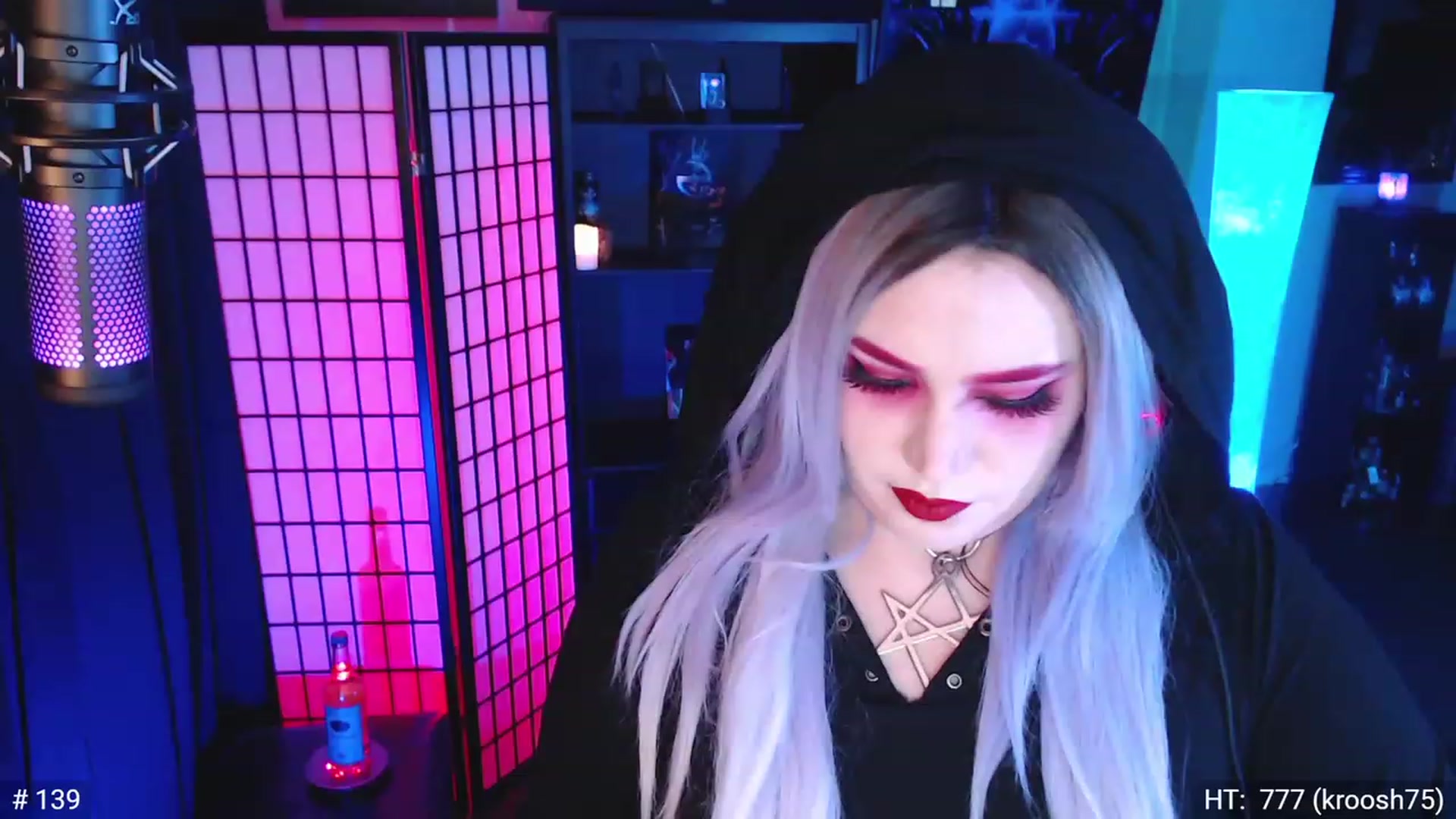 Gallery image thumbnail from QueenOfMetal's myfreecams stream on, 01/01/2023, 11:42 image 16 of 20